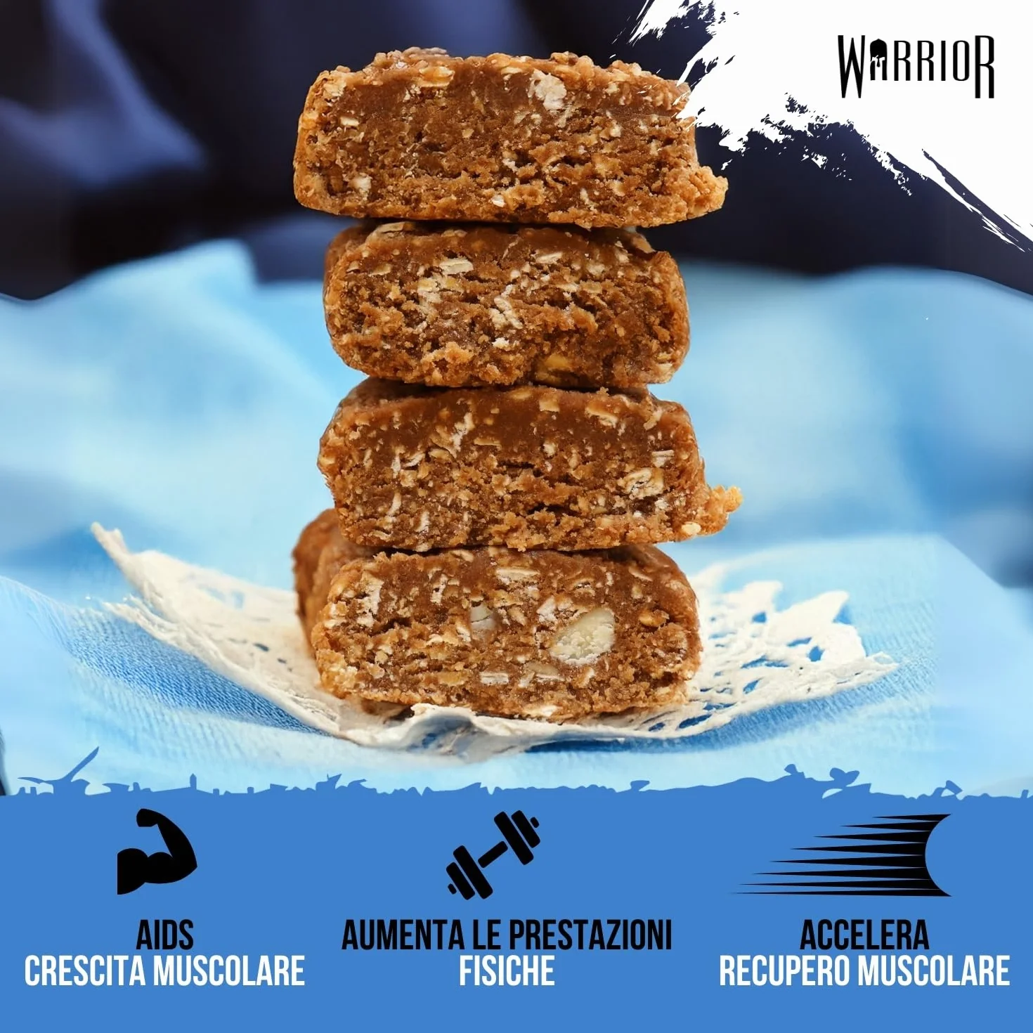 Warrior Raw Barretta Proteica 12 x 75 g – Barrette Proteiche ai Fiocchi d'Avena, Snack Proteico Senza Zucchero con Fibre e Prebiotici – Frutti di Bosco al Miele