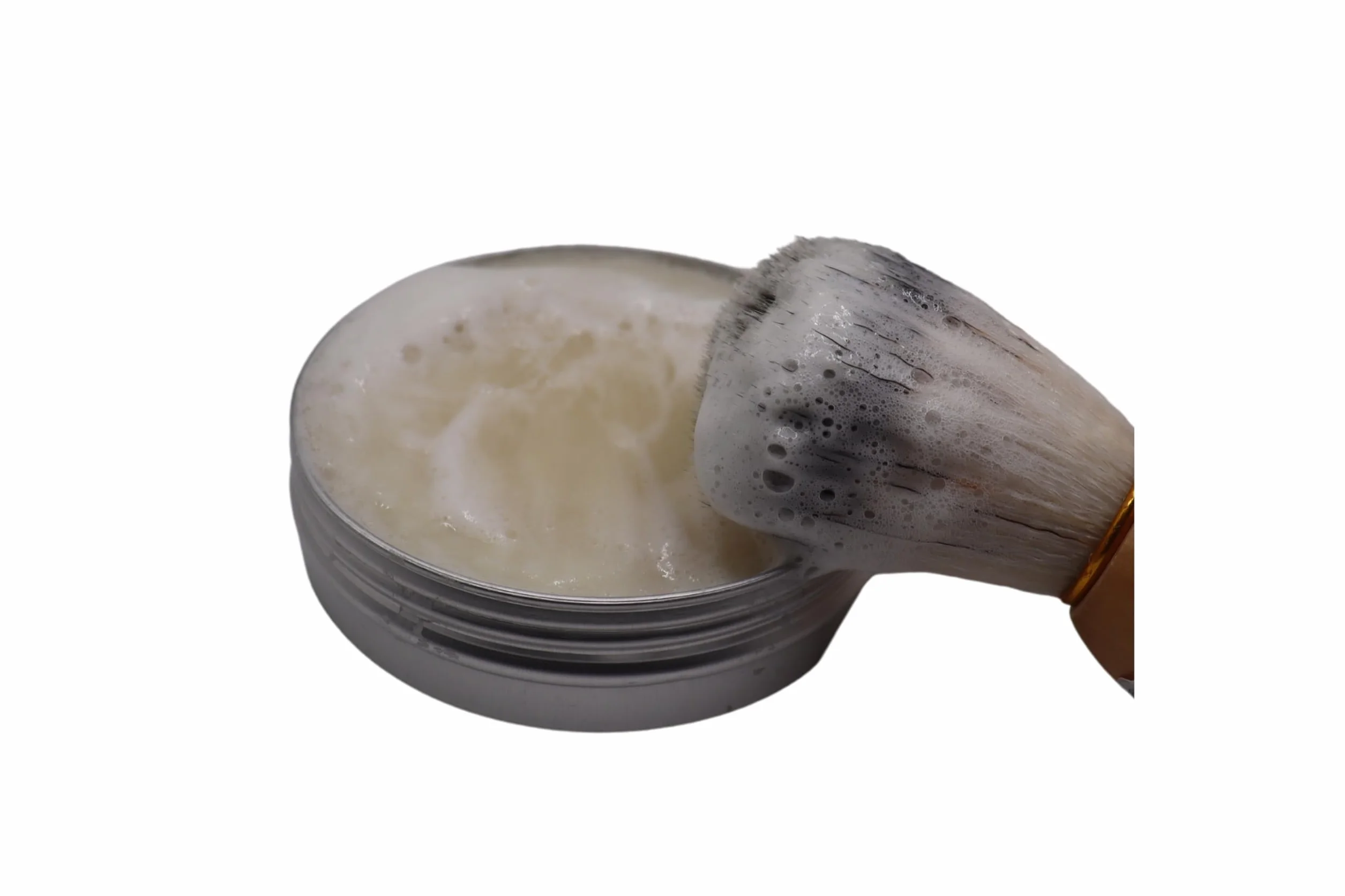 Sapone da barba 50% karité e baobab, con olio essenziale di lavanda (100 gr). Prodotto artigianale ottenuto da impasto a freddo. Cremoso e idratante. Tagliato a mano.