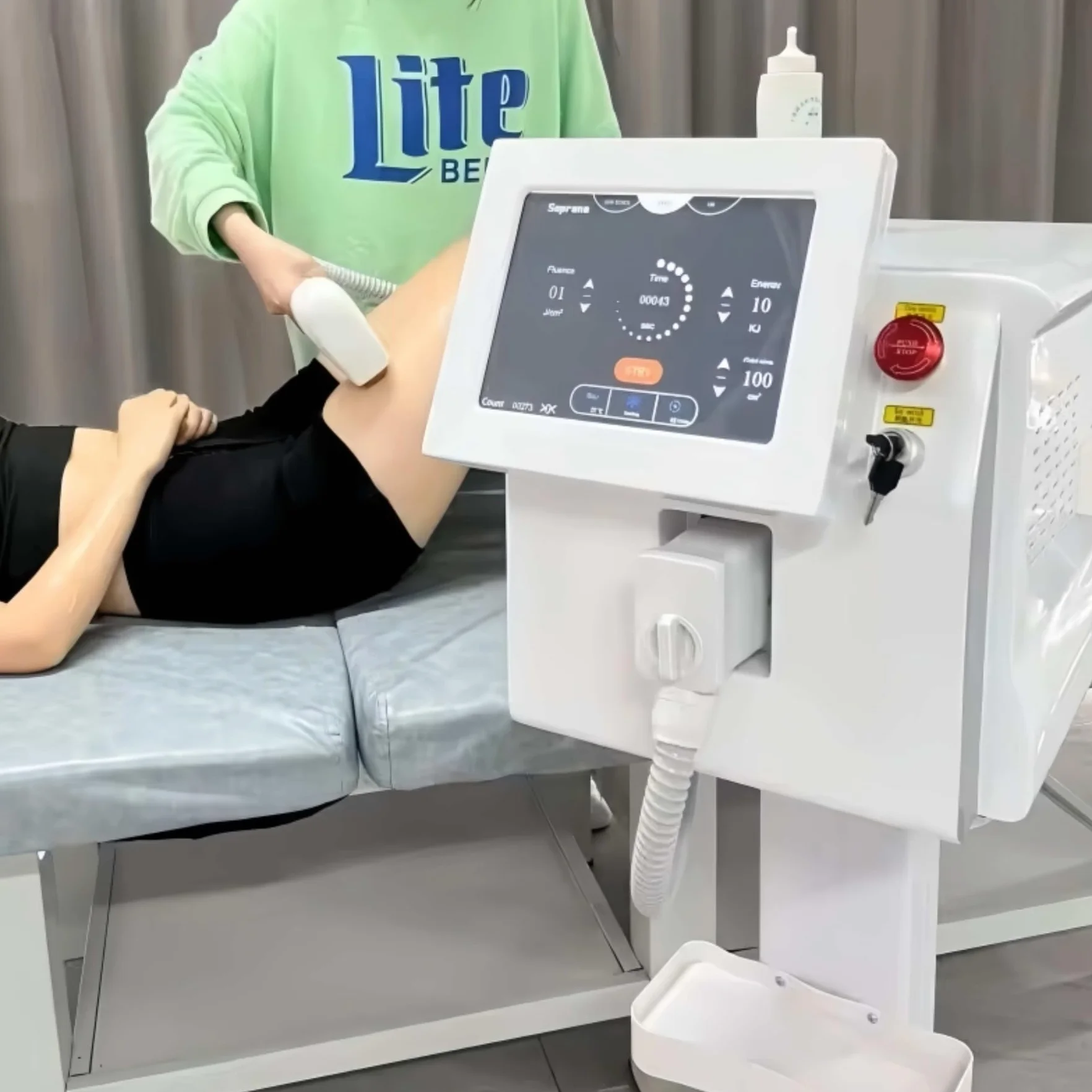 808nm diodo laser depilatore maniglia raffreddamento sicuro depilazione permanente professionale 4 lunghezze d'onda 4000W