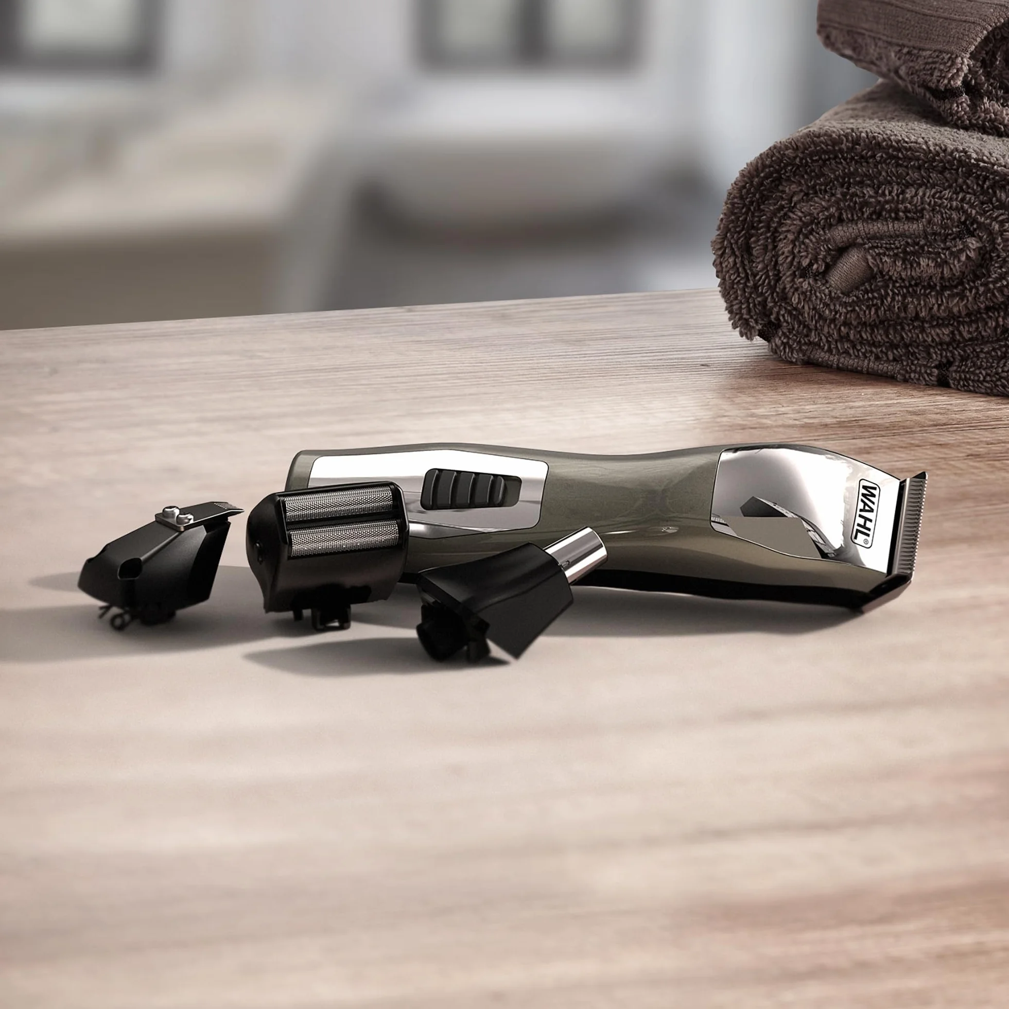 WAHL Chromium 11-in-1 Multigroomer, trimmer per il corpo, regolabarba da uomo, rifinitura della barba, rasatura del corpo, rifinitore sopracciglia completamente lavabile, kit cura maschile