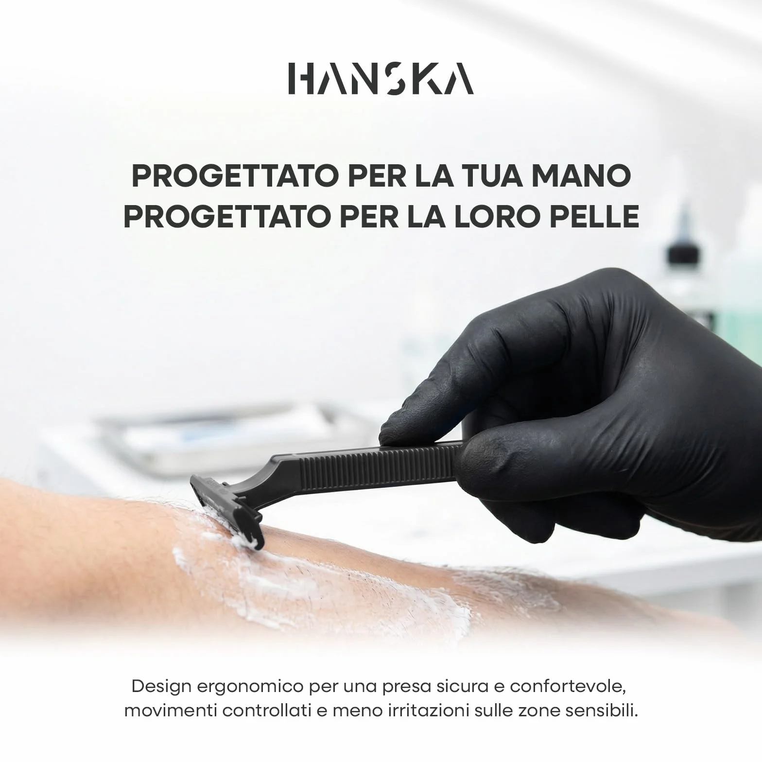 HANSKA Tattoo Supply - Rasoio usa e getta per tatuatori - Nero - Lama in acciaio di alta qualità - Confezione da 100 pezzi - Rasatura comoda (MONOLAMA)