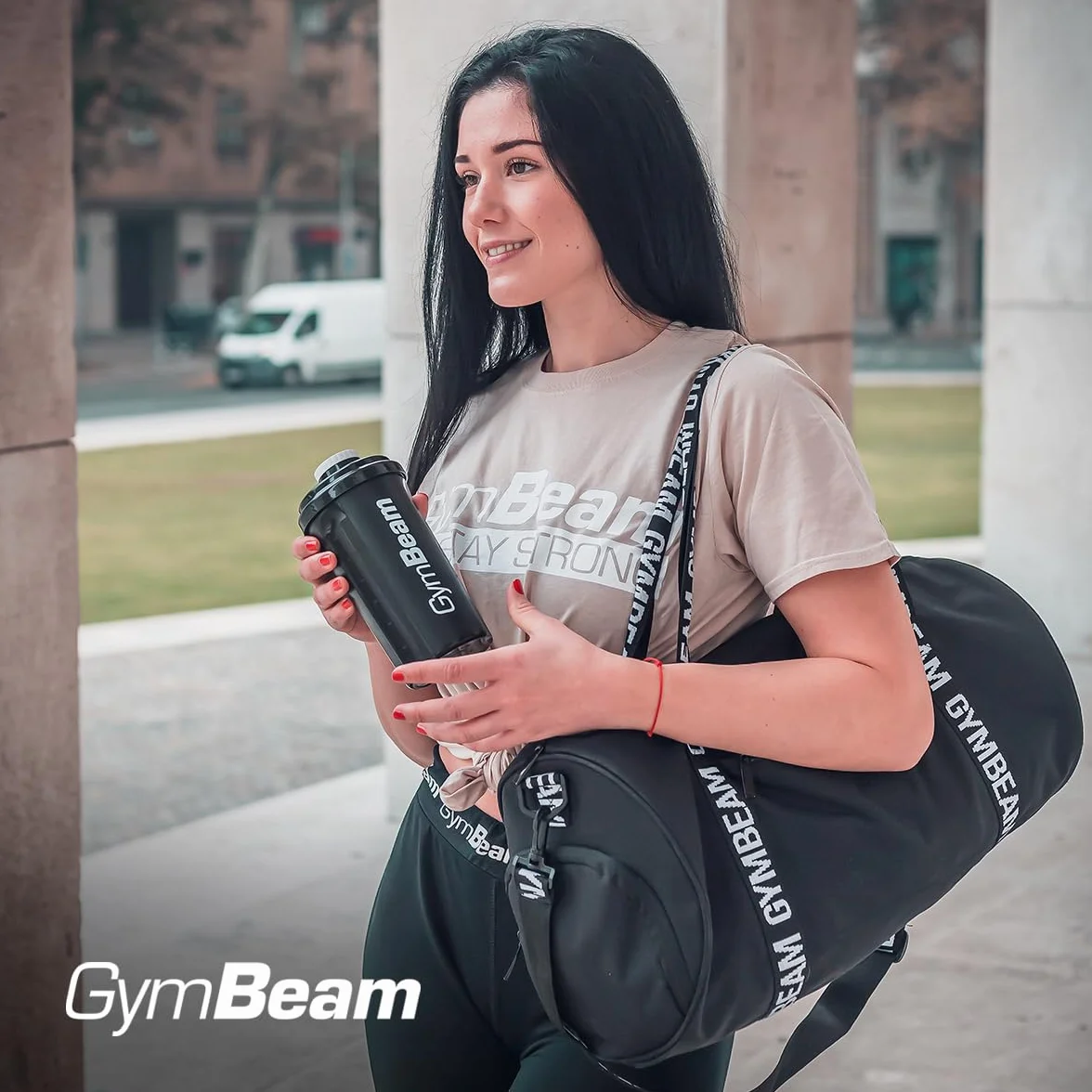 GymBeam Shaker per Proteine Premium, 700ml, con Coperchio Filettato, Adatto per Lavastoviglie, Microonde e Frigorifero, Shaker Palestra, Non Contiene BPA e DEHP (Black)