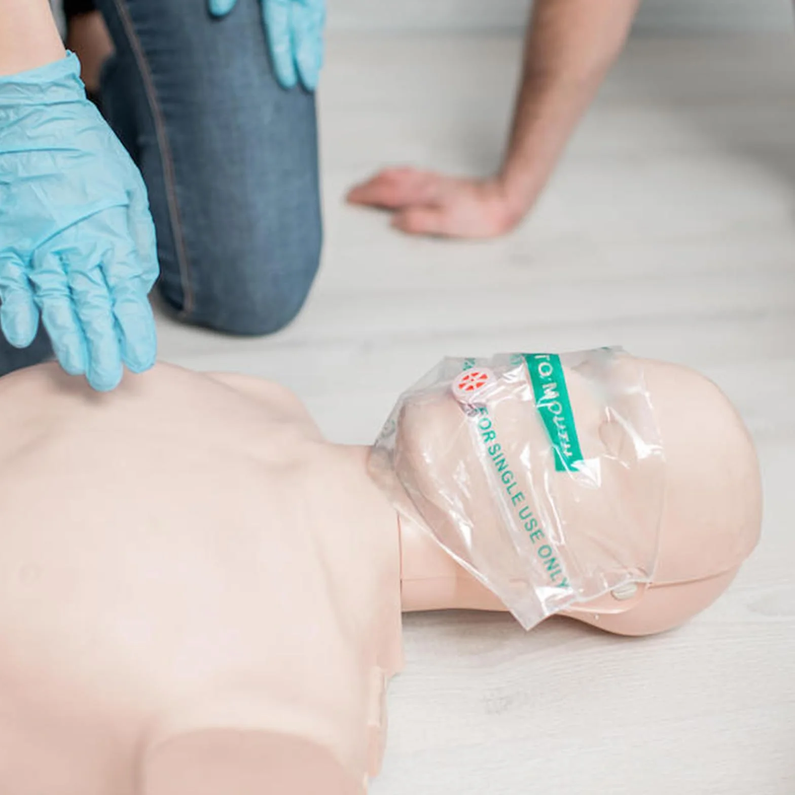 Maschere Respiratorie di Primo Soccorso CPR in PE, 8 Pezzi, 5,5 x 5 cm, Portachiavi
