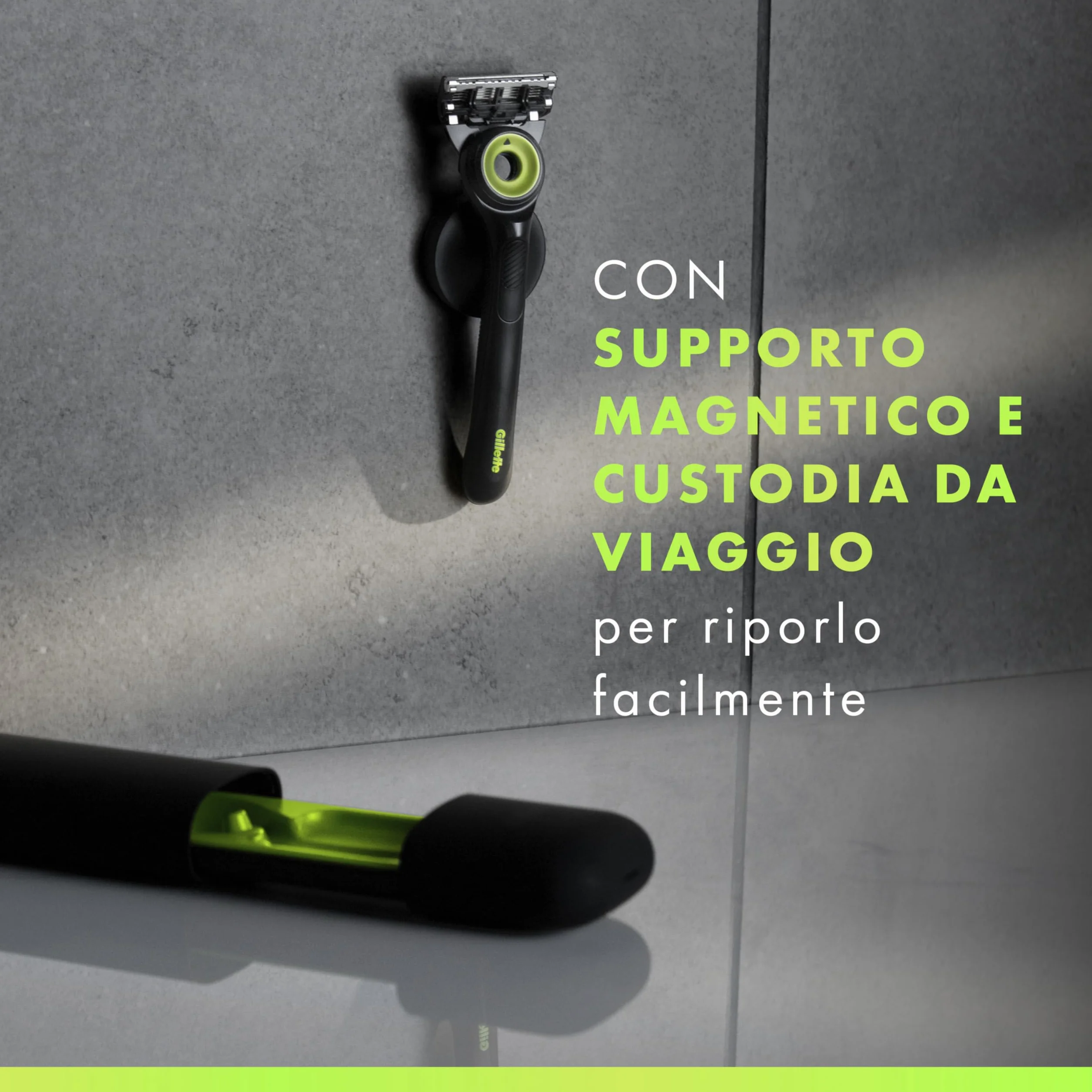 Gillette Uefa Champions League Special Edition Gillette Labs Rasoio a Mano Libera con Barra Esfoliante, 1 Manico + 8 Lamette di Ricambio, Include Base Magnetica Premium