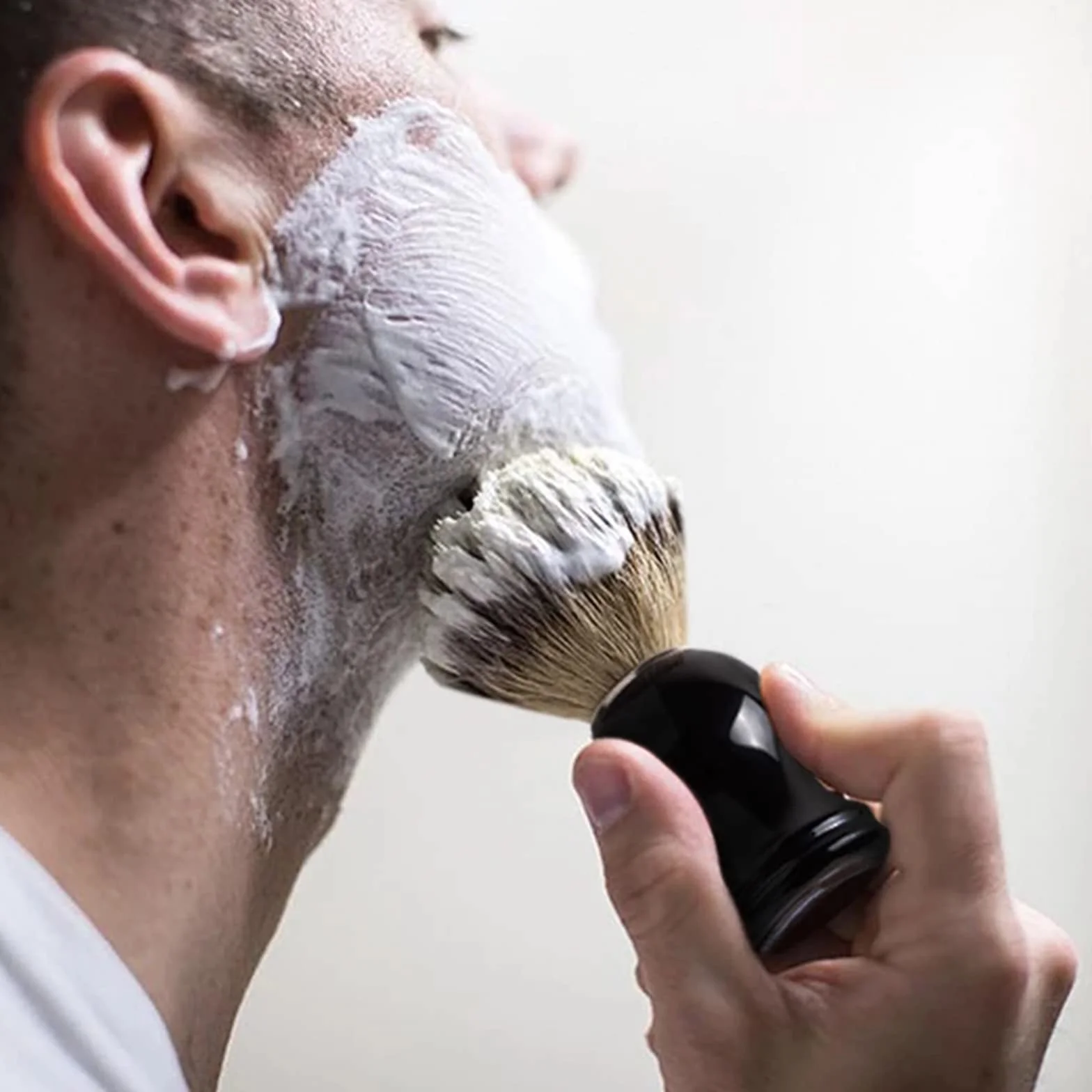 Pennello da Barba in Tasso,Pennello da Barba Professionale in pelo con vere setole di tasso per Sapone Schiuma Crema da Barba,Pennello da Barba per uomo Barbiere Parrucchiere/Salone