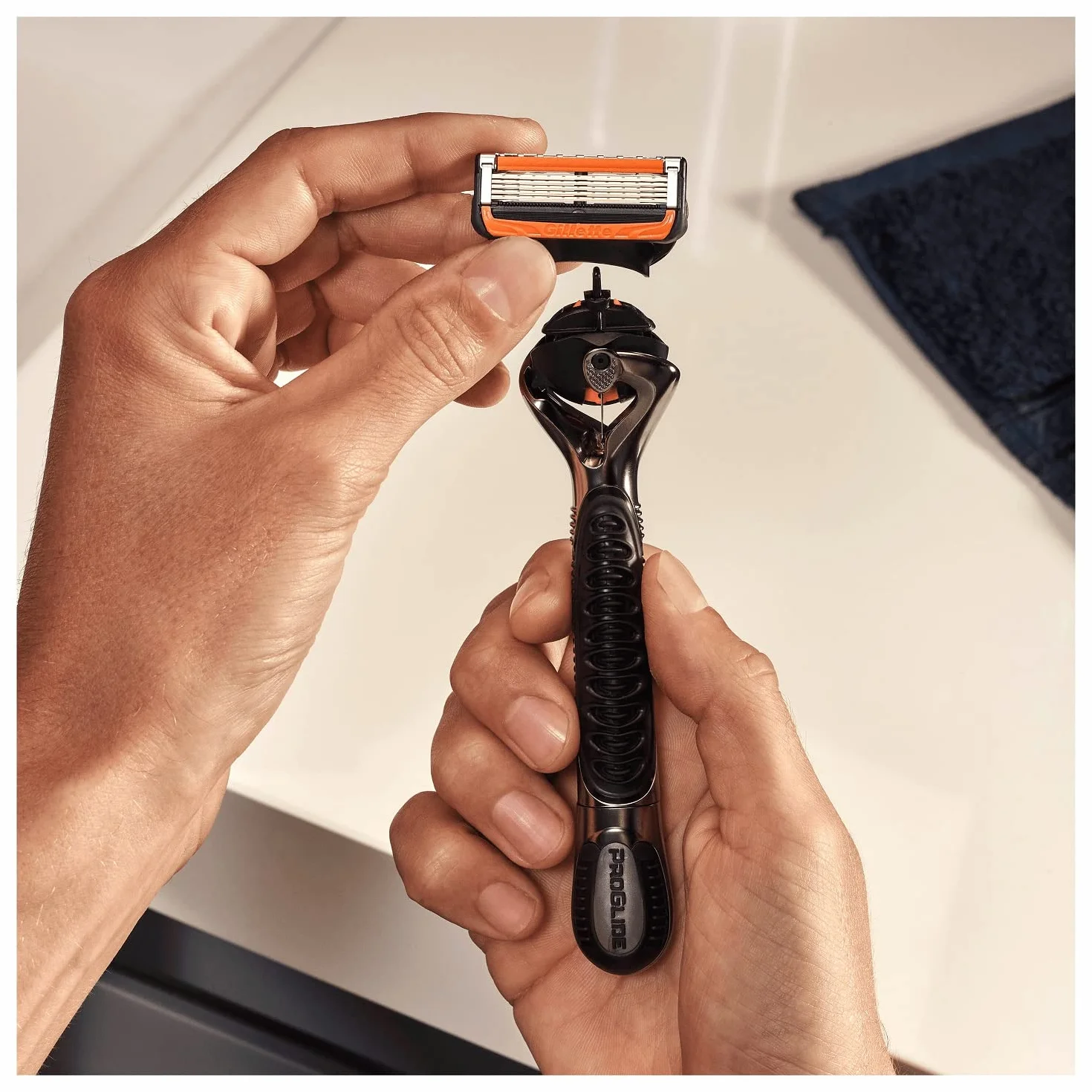 Gillette Fusion 5 Proglide Power Lamette da Barba, Confezione da 4 Ricambi da 5 Lame
