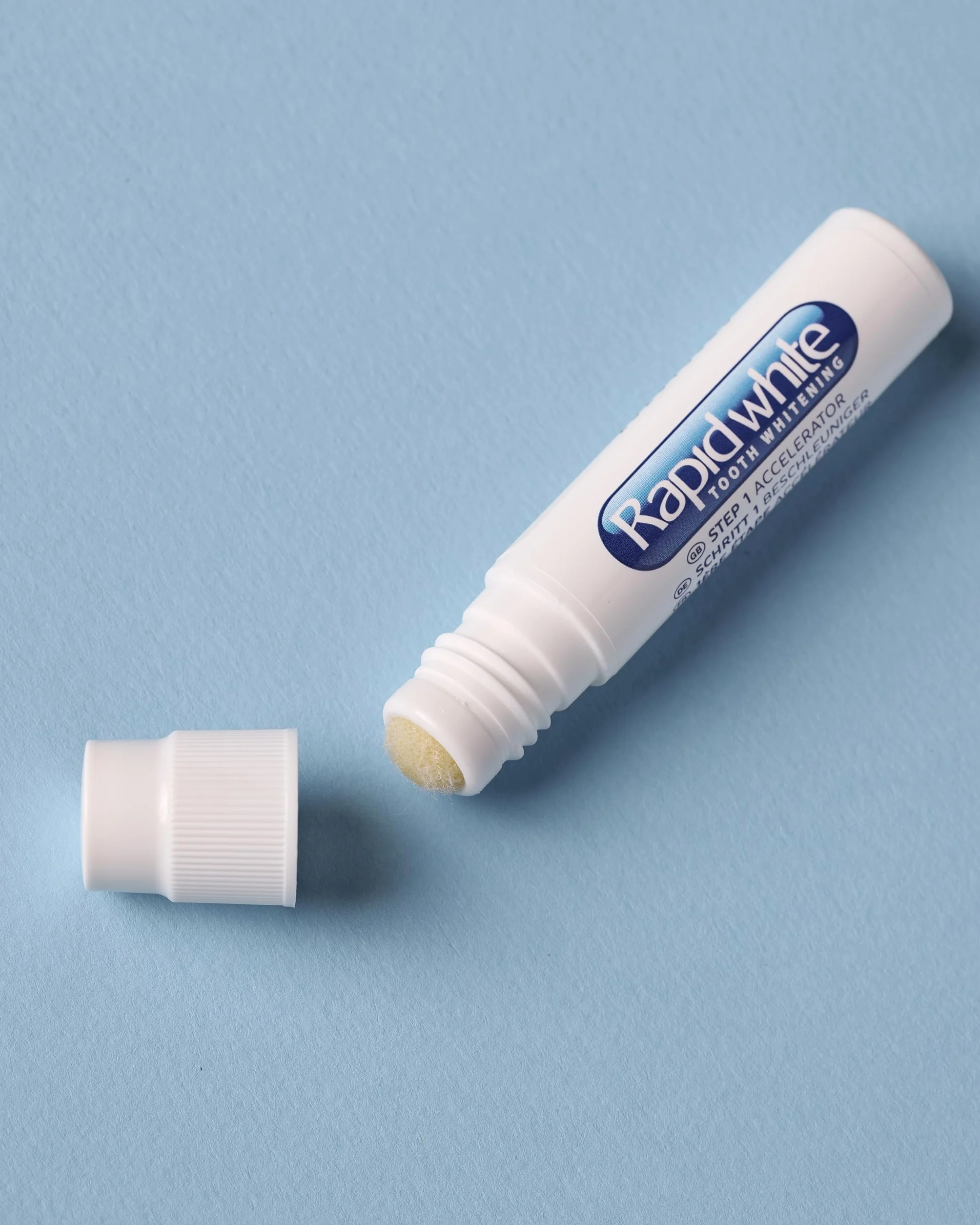 Rapid White Kit Sbiancante Denti con Dentifricio, Sbiancamento 7 Toni, Senza Perossido, Mascherina Morbida, Gusto Menta