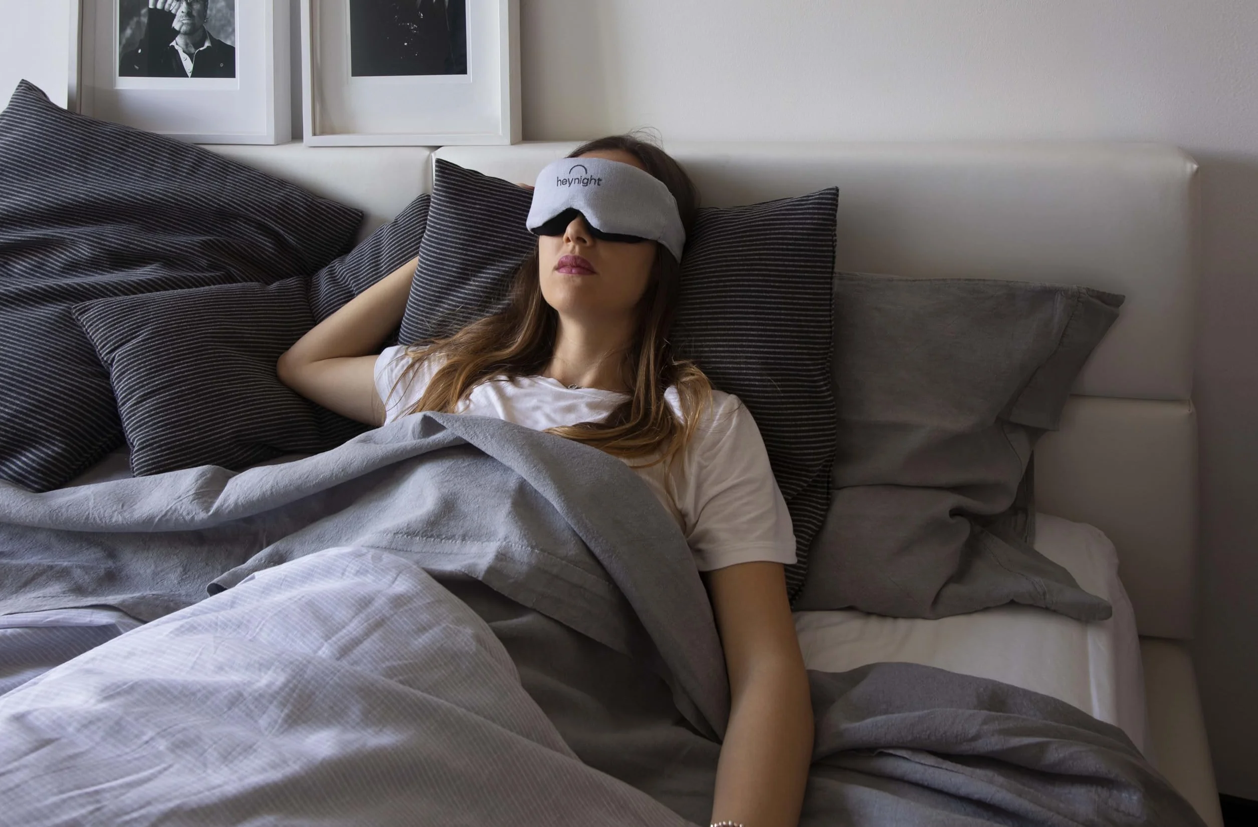 Heynight | Mascherina per dormire - 100% comfort, oscurante - Viaggio accessori utili in Cotone Made in Italy con elastico rinforzato, regolabile