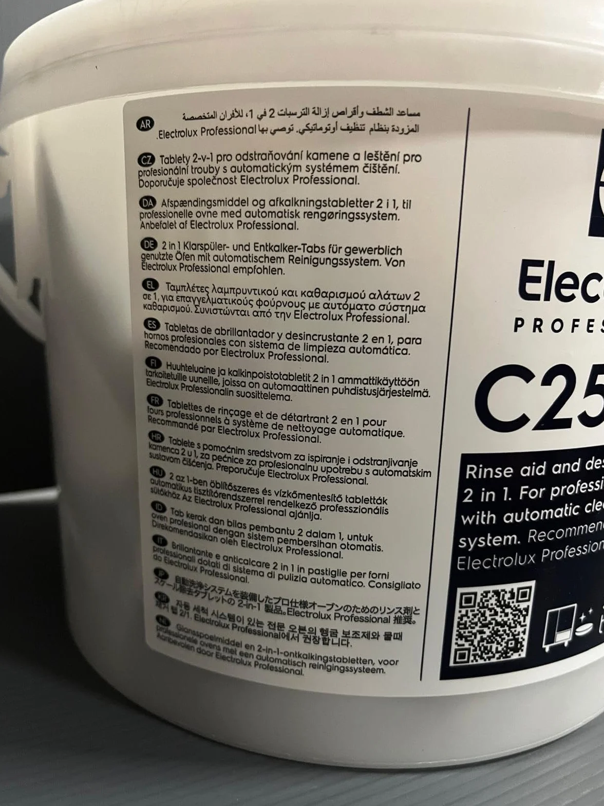 Electrolux Professional - Detergenti Solidi - C22 Cleaning Tab e C25 Rinse & Descale Tab