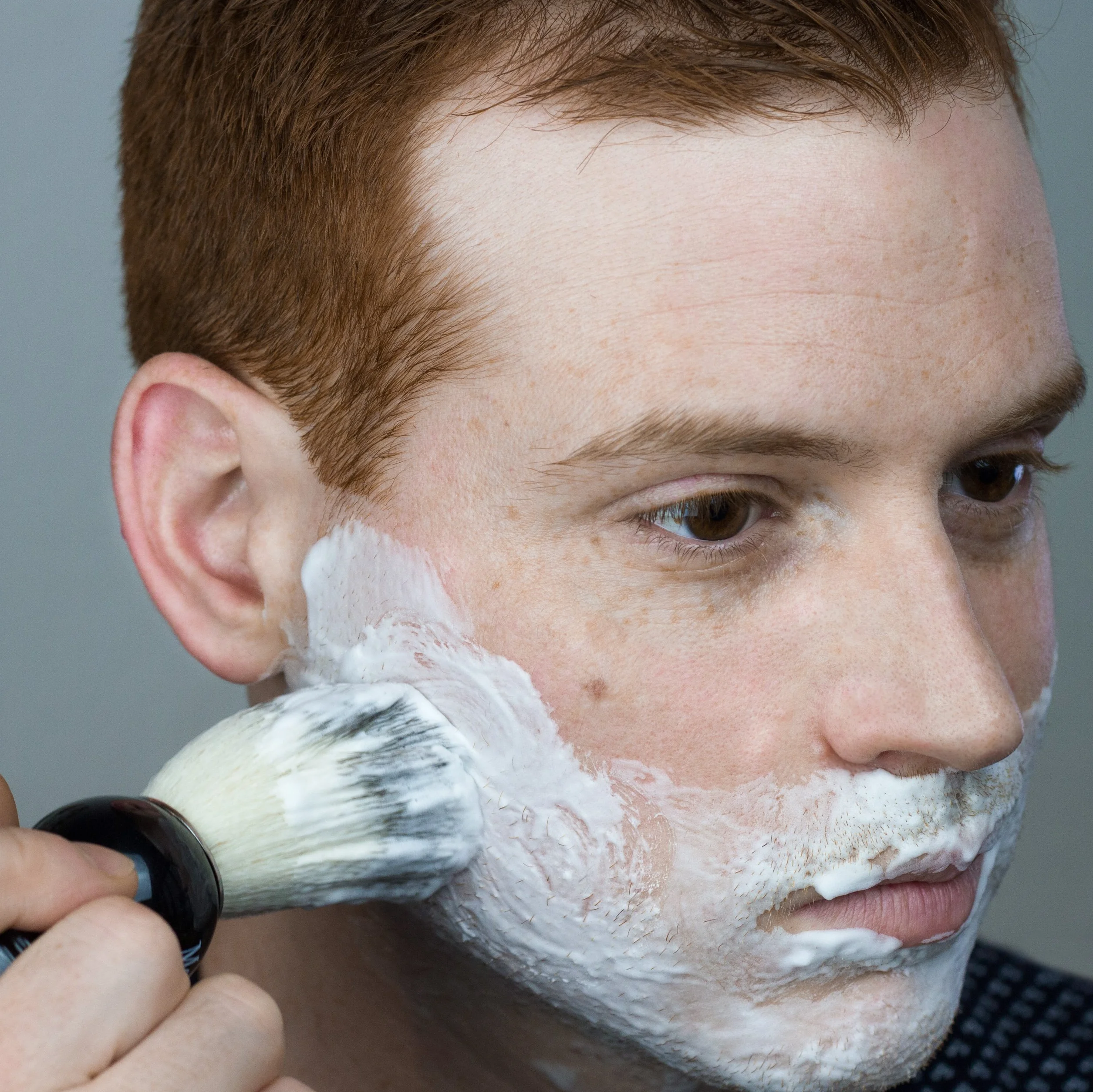 Set Da Barba Uomo Vegano Al 100% - Pennello Da Barba Di Qualità Premium - Con Scatola Da Viaggio - Perfetto Come Idea Regalo - Completo Di Spazzola