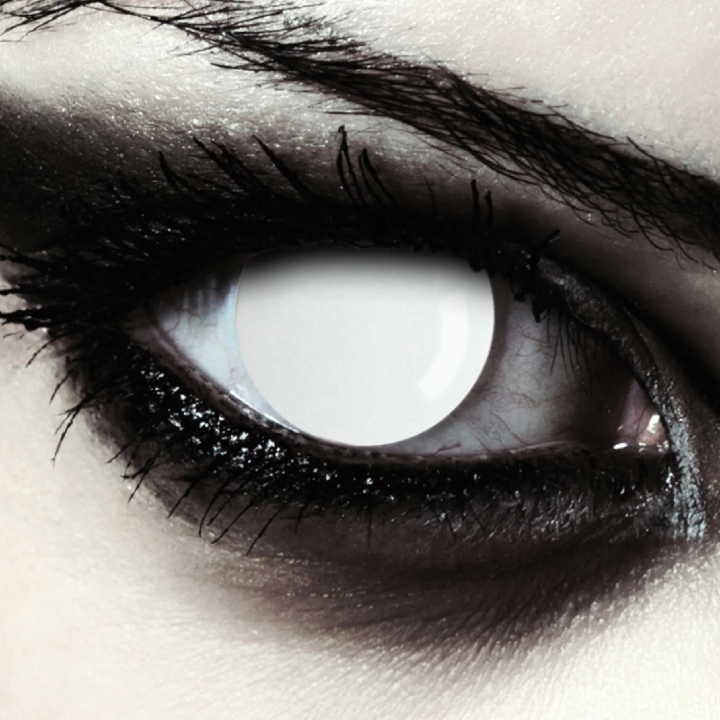 Lenti a contatto colorate bianche Halloween zombie senza gradazione 1 paio 2 pezzi Blind White custodia