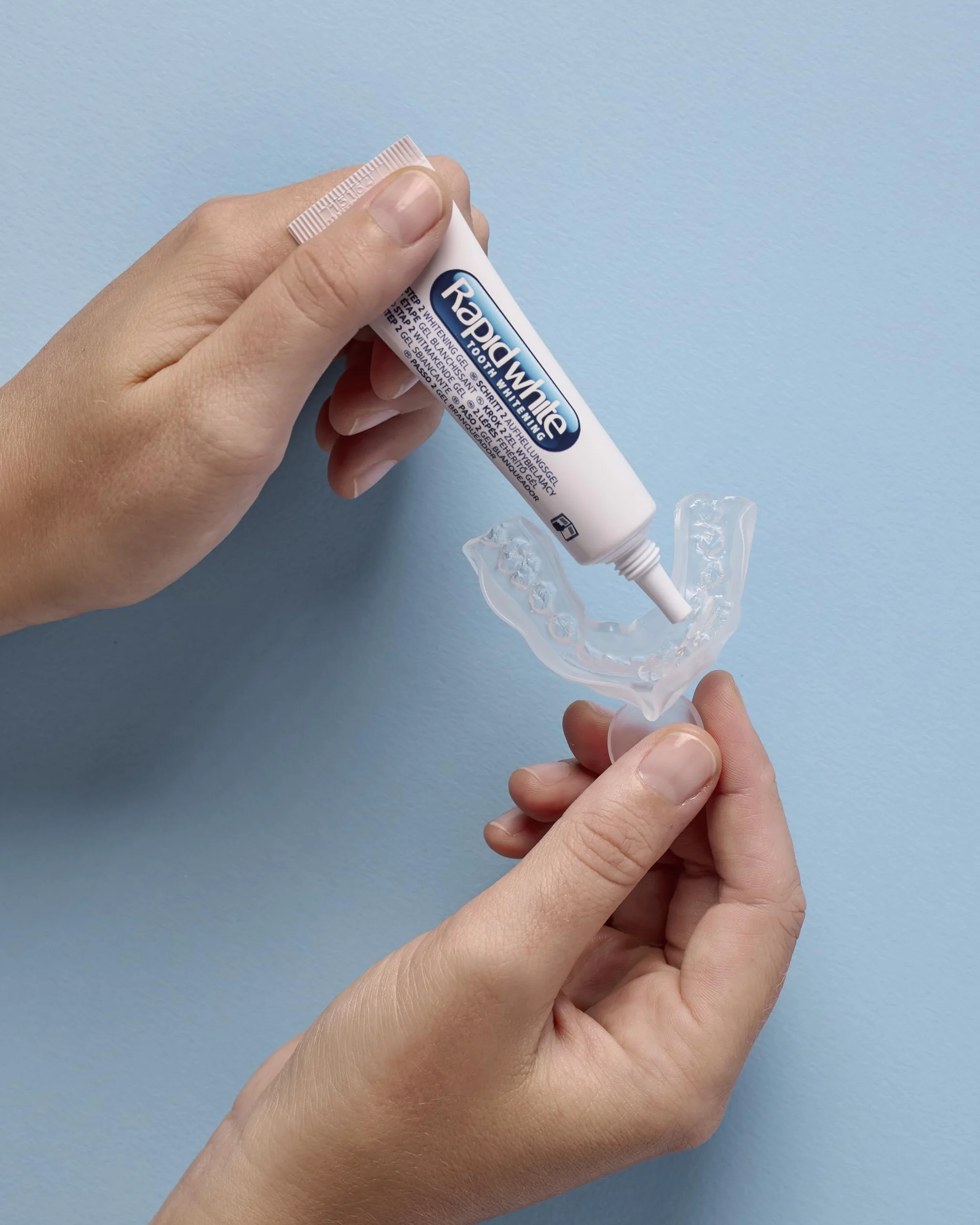 Rapid White Kit Sbiancante Denti con Dentifricio, Sbiancamento 7 Toni, Senza Perossido, Mascherina Morbida, Gusto Menta