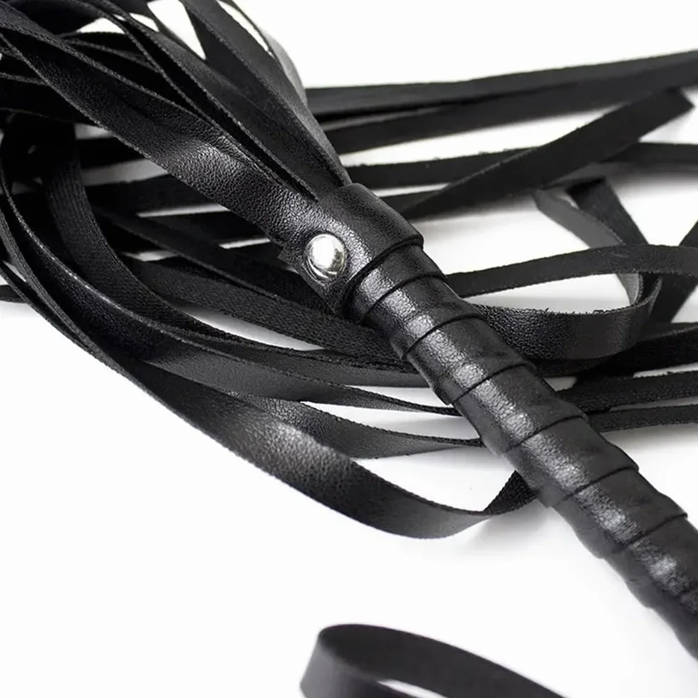 Frusta in Pelle Nera Fatta a Mano per Giochi di Feste