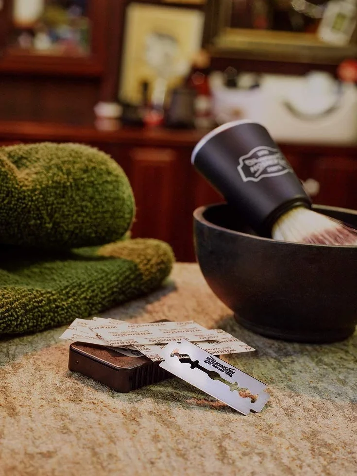 Wilkinson Sword - Lame Doppio Taglio Classic Premium Vintage Edition - Rasatura Barba Classica - Pack 10 Lame per Uomo