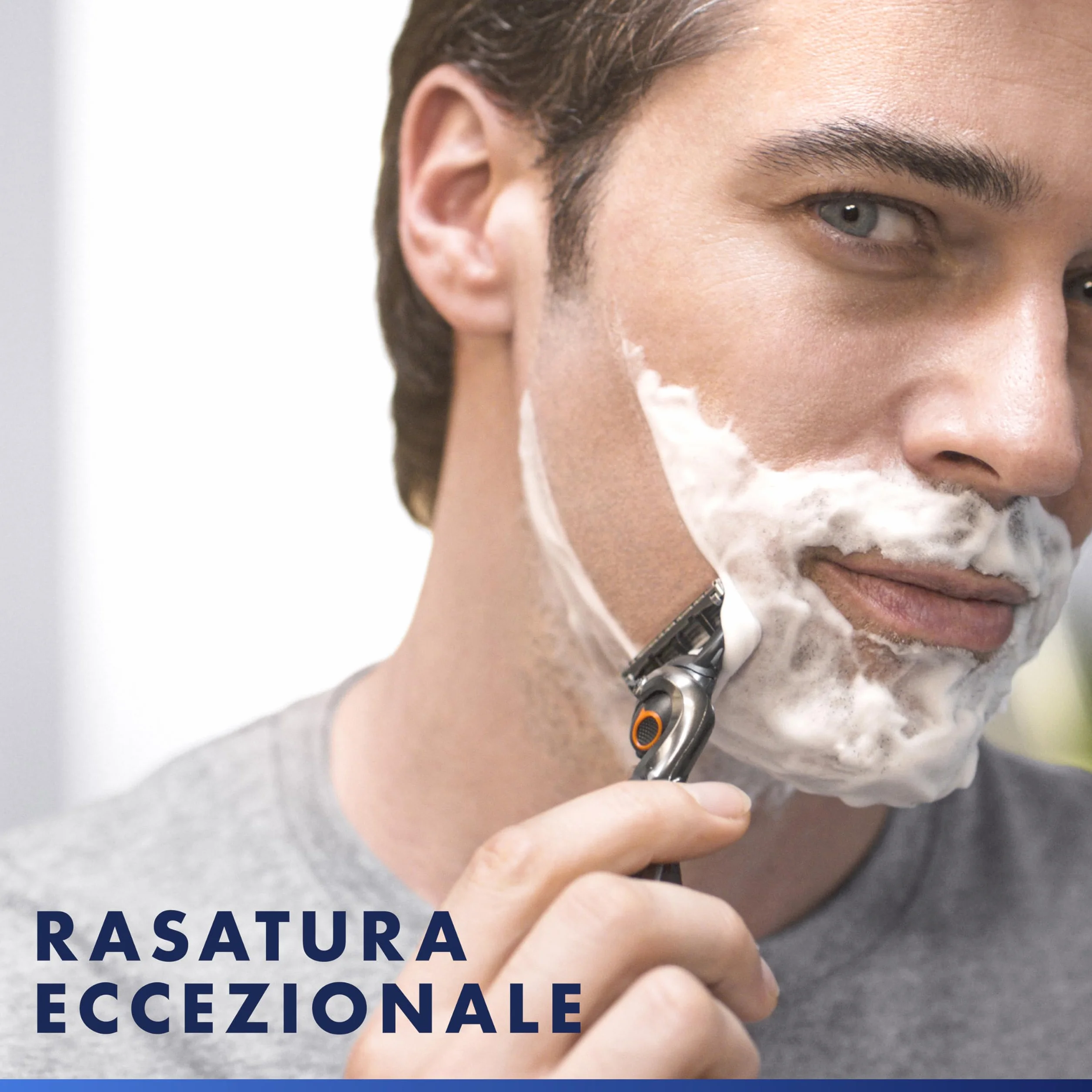 Gillette Proglide 1 Rasoio Barba Manuale e 12 Lamette Gillette Proglide di Ricambio a 5 lame per Rasatura Profonda Uomo, Lame di Precisione per Rasoio Manuale Uomo