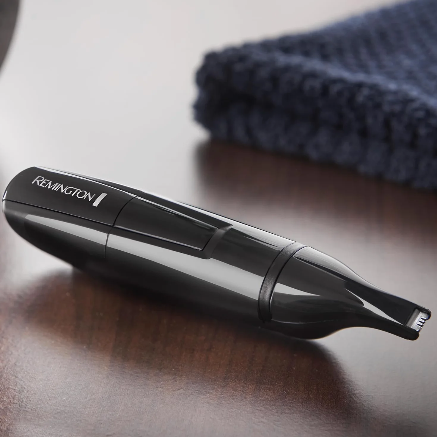 Remington NE3150 Trymer do nosa, uszu i brwi, bateria, ostrza ze stali