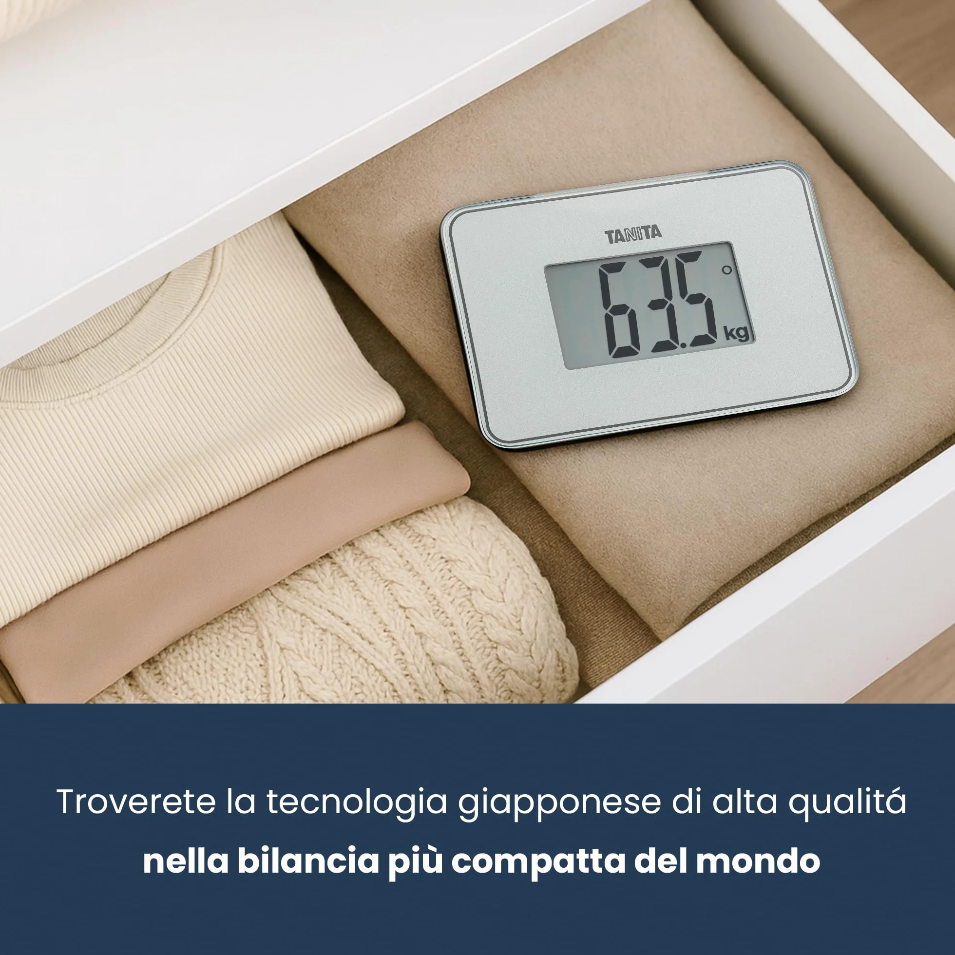 TANITA HD-386 La Bilancia da Bagno Digitale più Piccola al Mondo, Facile da Trasportare, Colore Bianco Perla