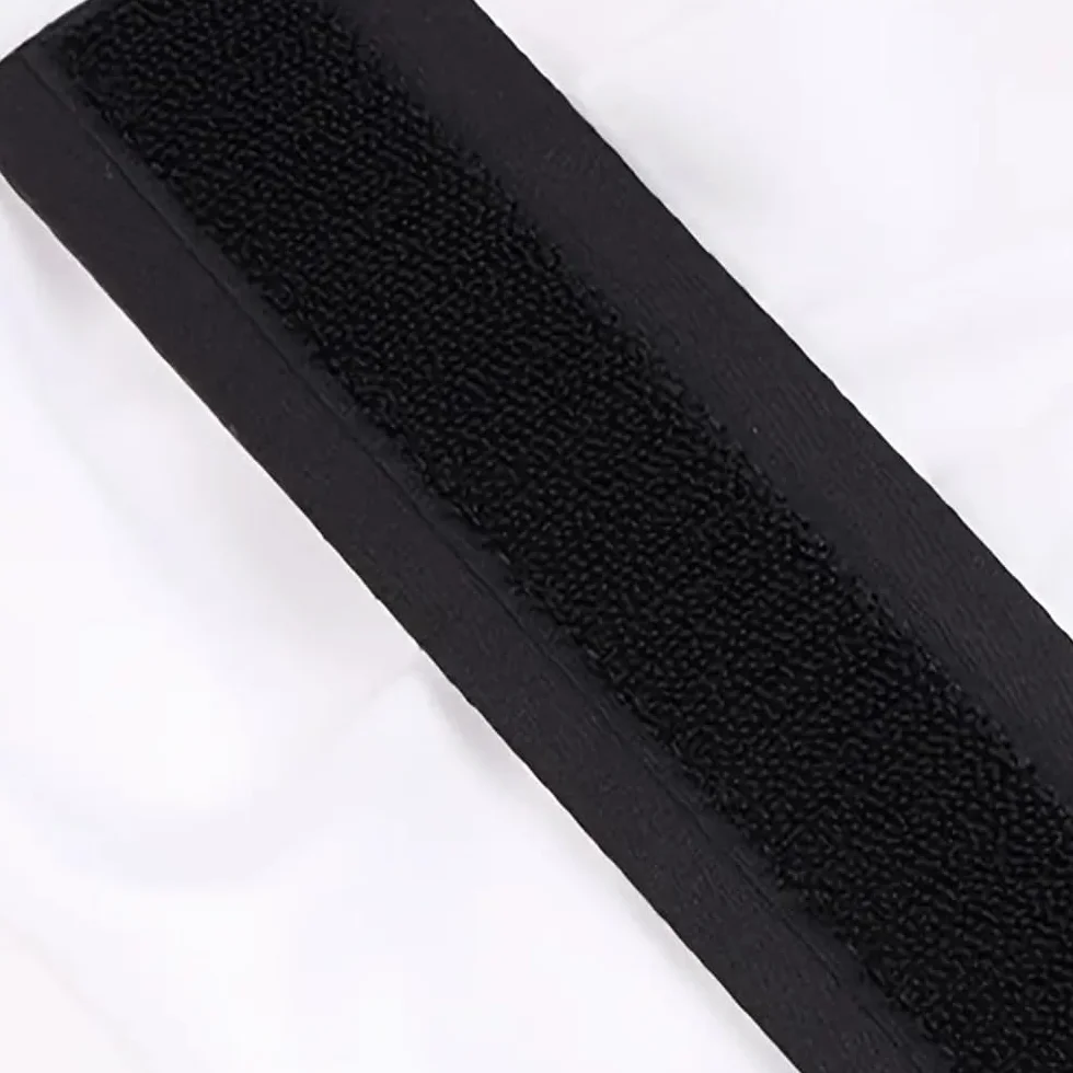 1 set di manette nere in nylon con catena metallica per giochi di ruolo
