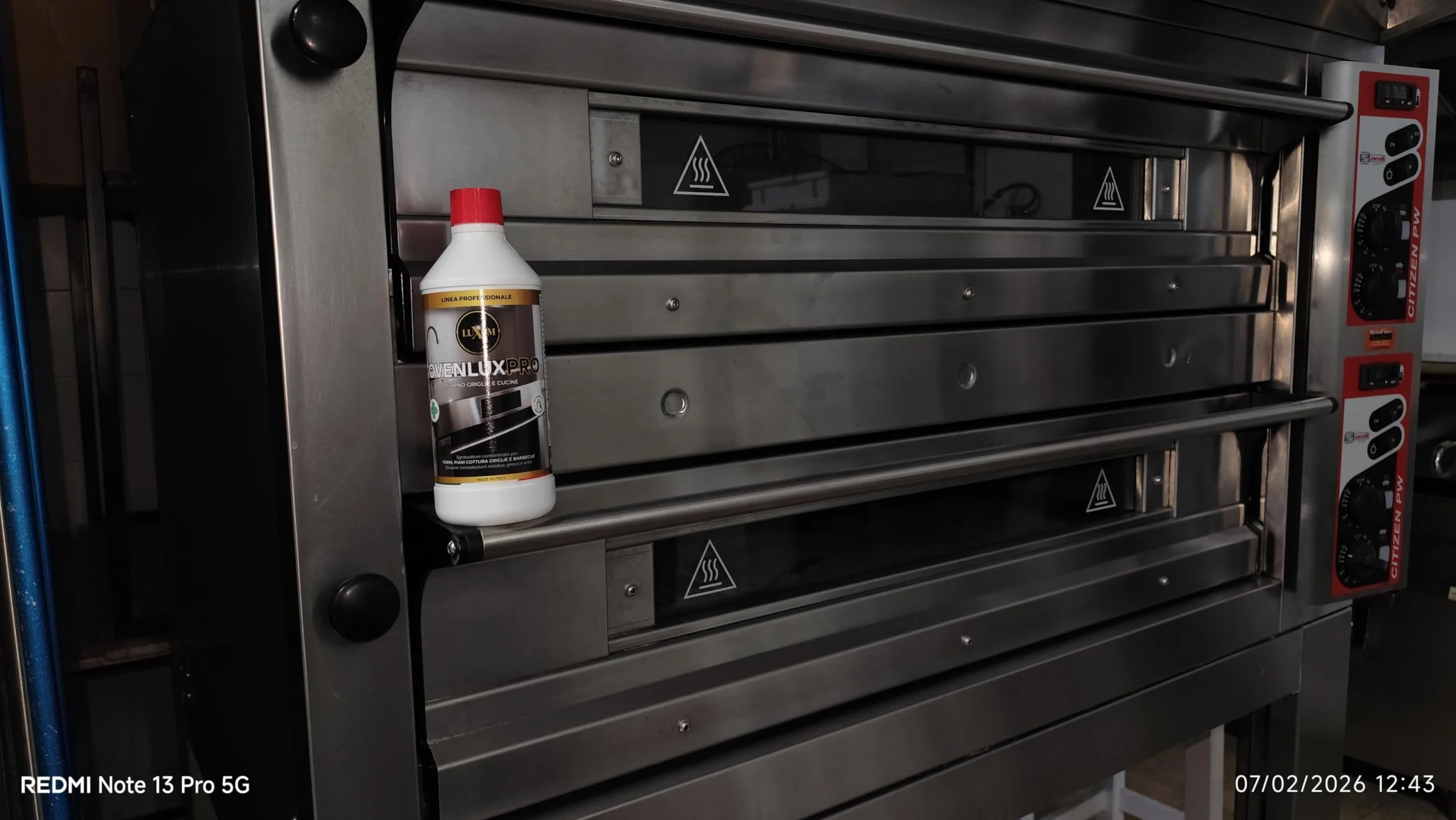 OvenLux PRO Detergente sgrassante decarbonizzante HACCP – 750 ml