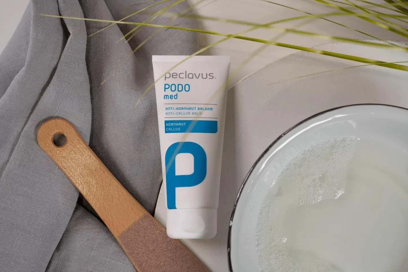 peclavus PODOmed Balsamo anti-calli cura intensiva piedi acido salicilico olio mandorle jojoba