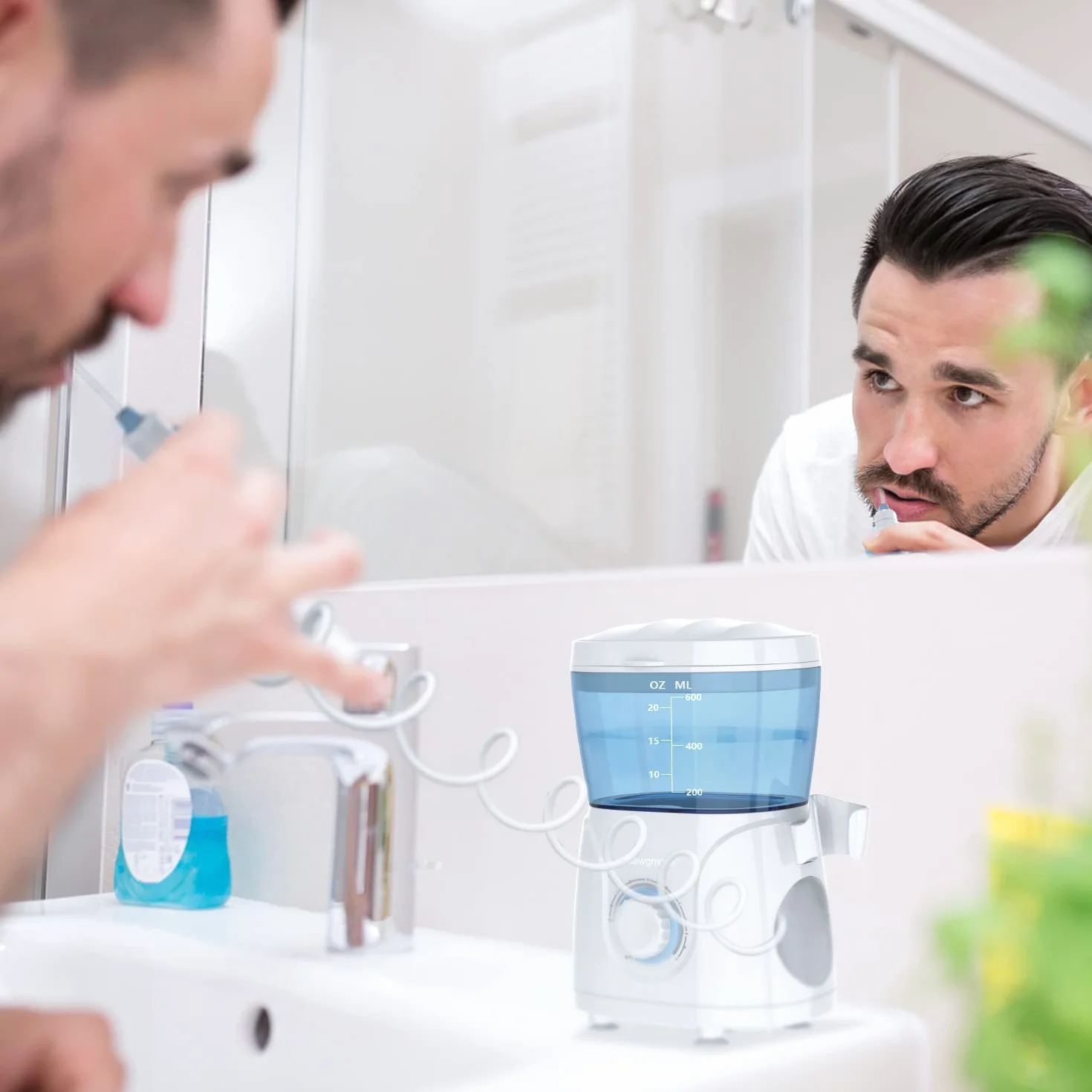 Sawgmore Idropulsore Dentale, irrigatore orale professionale con 8 ugelli multifunzionali, 10 impostazioni di pressione dell'acqua, capacità 600 ml, per Cura Famiglia e Cura Dentale