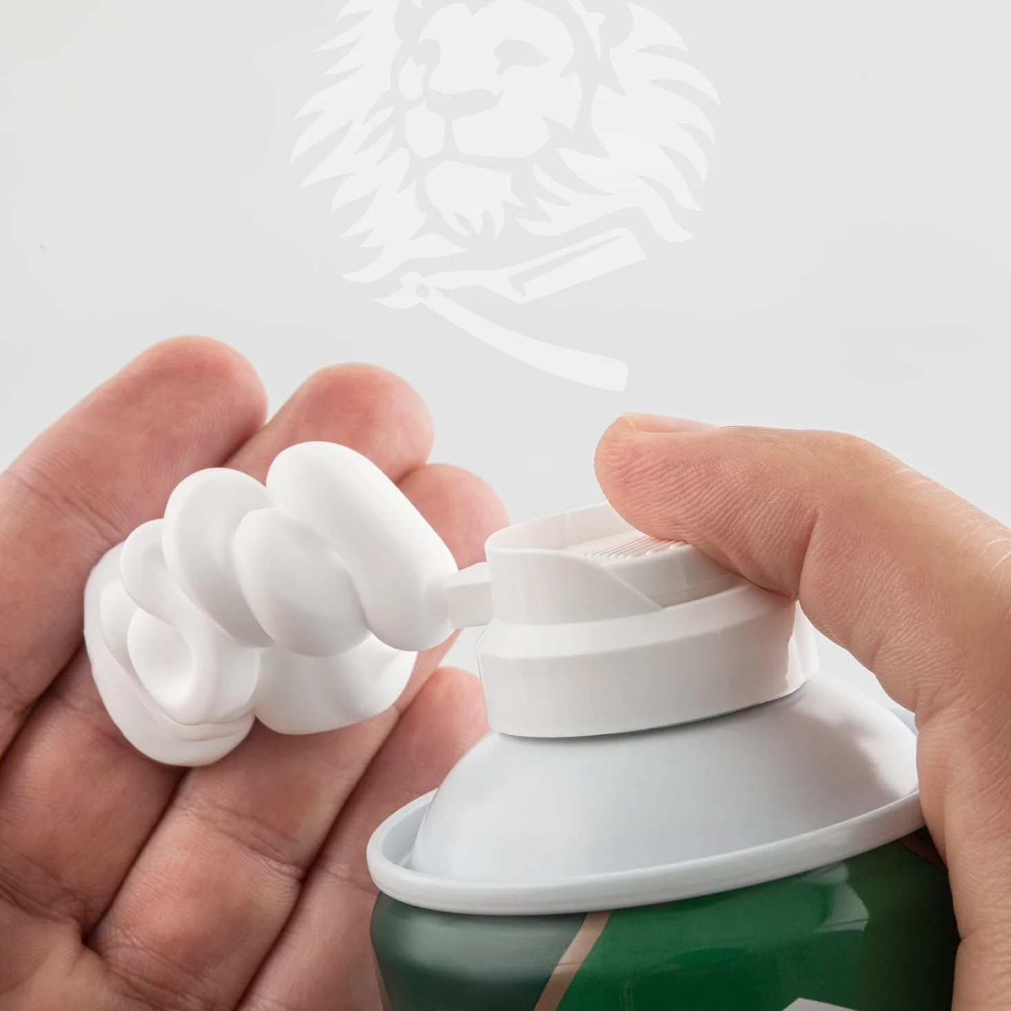 Proraso Schiuma da Barba Pelli Sensibili 4 x 300ml Anti Irritazione con Avena e Tè Verde