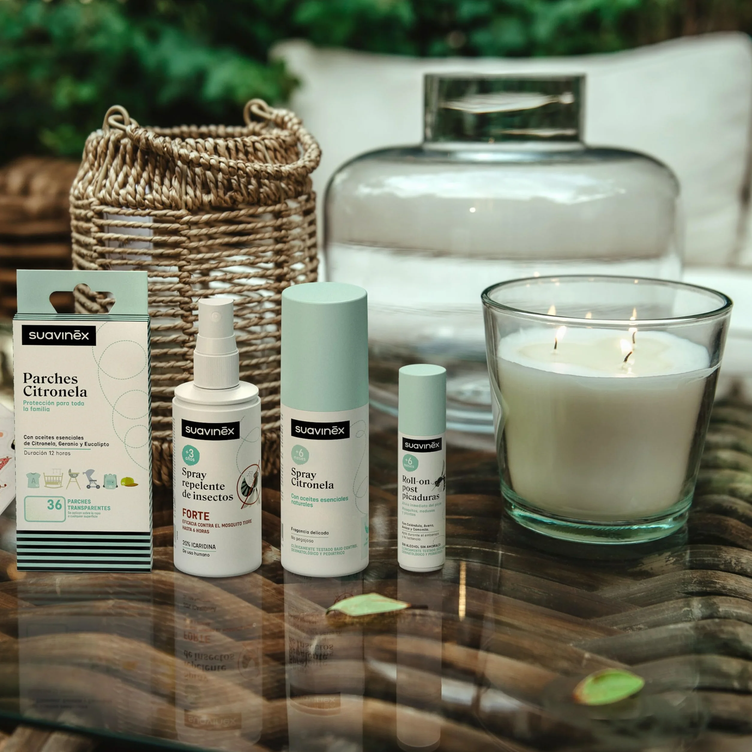 Suavinex Spray alla Citronella Repellente Zanzare Oli Essenziali 100 ml Neonati 6 Mesi