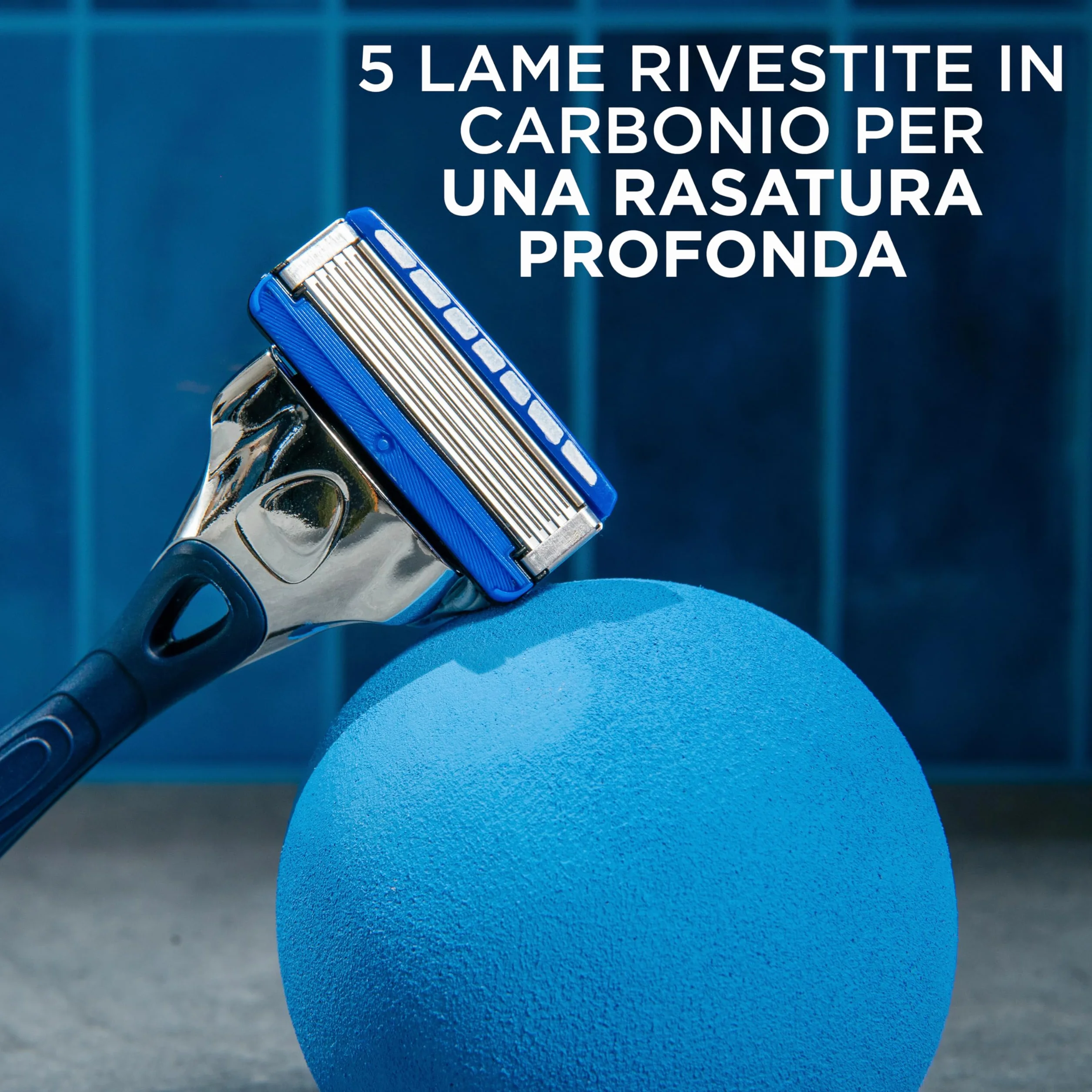 WILKINSON SWORD - Hydro 5 Lame per rasoio da uomo, rivestite in carbonio, gel idratante e trimmer di precisione, confezione da 12 ricariche