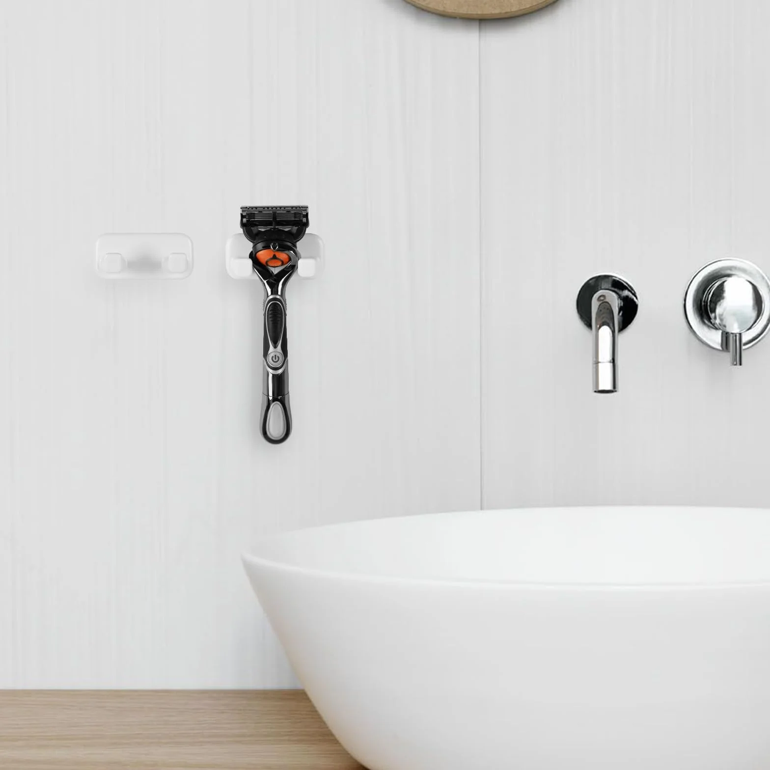 Linkidea Confezione da 2 porta rasoi per doccia, gancio adesivo da parete per rasoio, organizer per rasoio da bagno senza foratura, compatibile con Gillette Fusion 5, Harry's, Dorco Pace 6 (bianco)