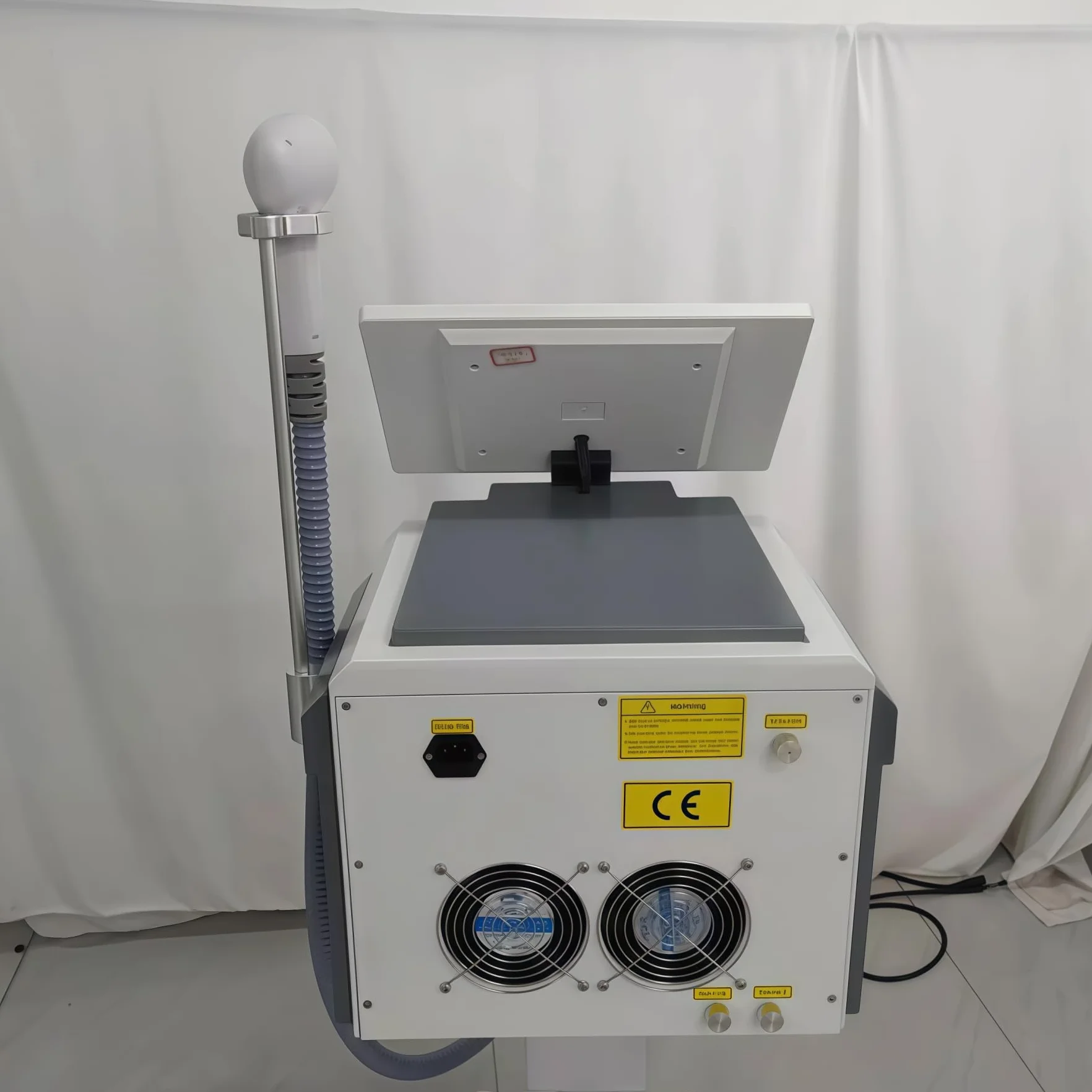 4000W Professional Diodo Laser Depilator 4 lunghezze d'onda 808nm 755nm 940nm 1064nm punto di raffreddamento depilazione laser per tutti i colori della pelle
