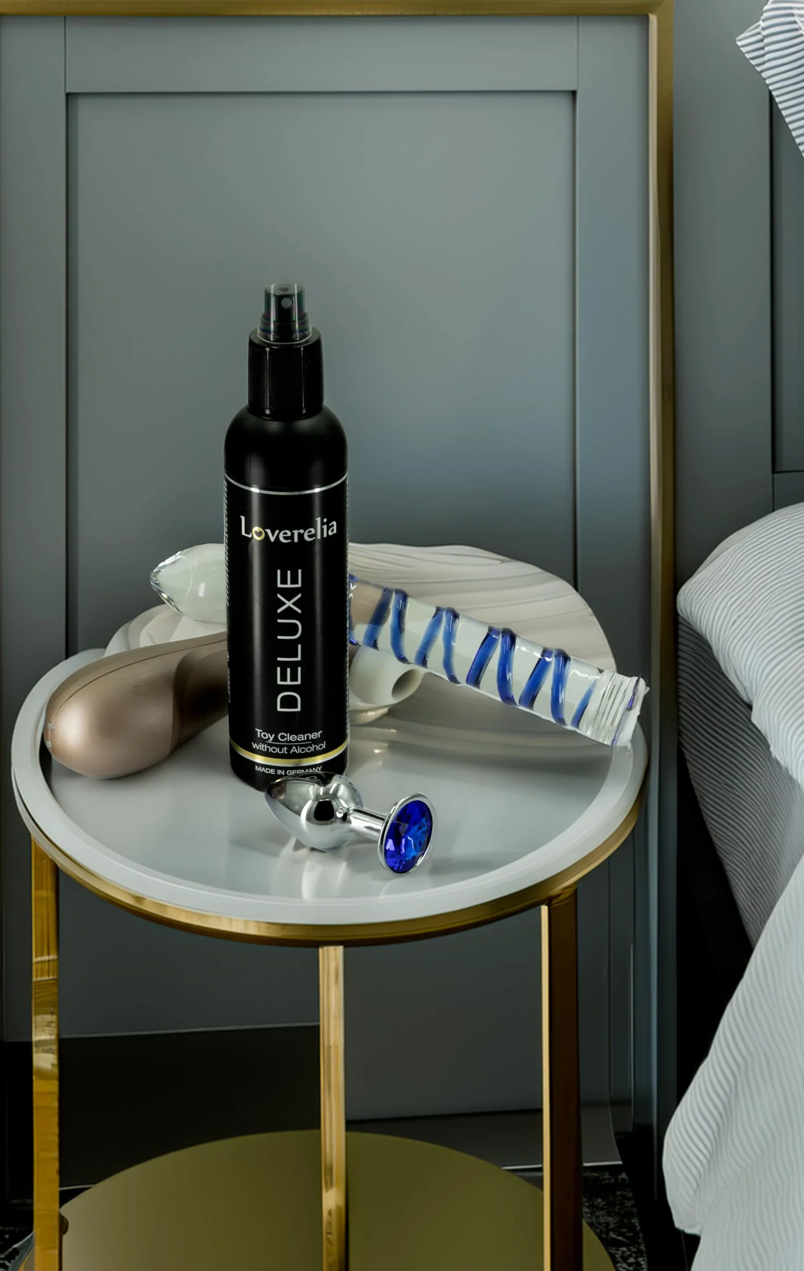 Deluxe Toy Cleaner, spray detergente per giocattoli sessuali, igienico ed efficace, senza alcol e profumo, per la pulizia delicata di Sextoys Made in Germany (200 ml (1 X 200 ml)