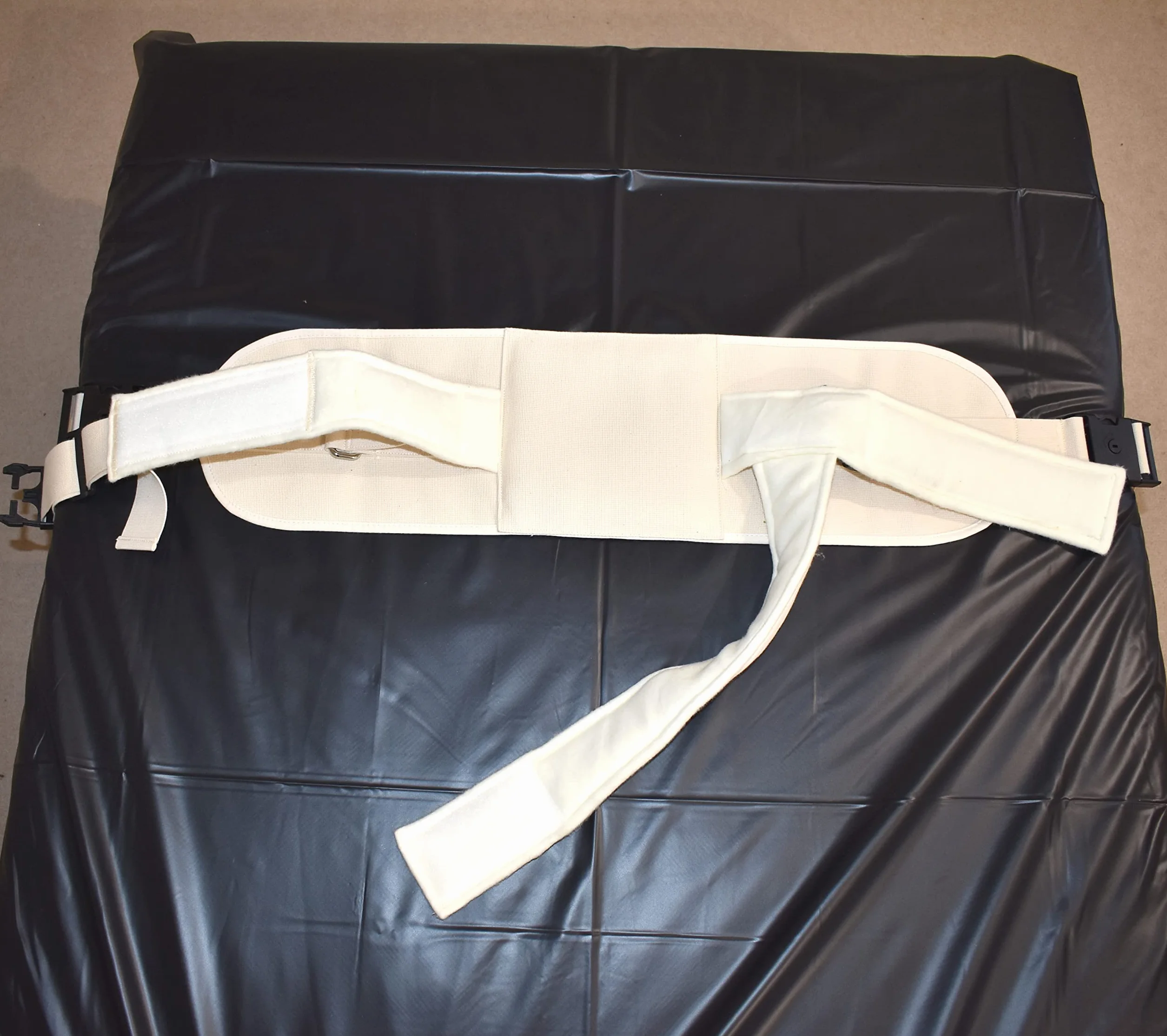 Set di contenzione testa clinica BDSM fascette bloccabili fronte mento con lucchetto chiave imbottite regolabili bondage