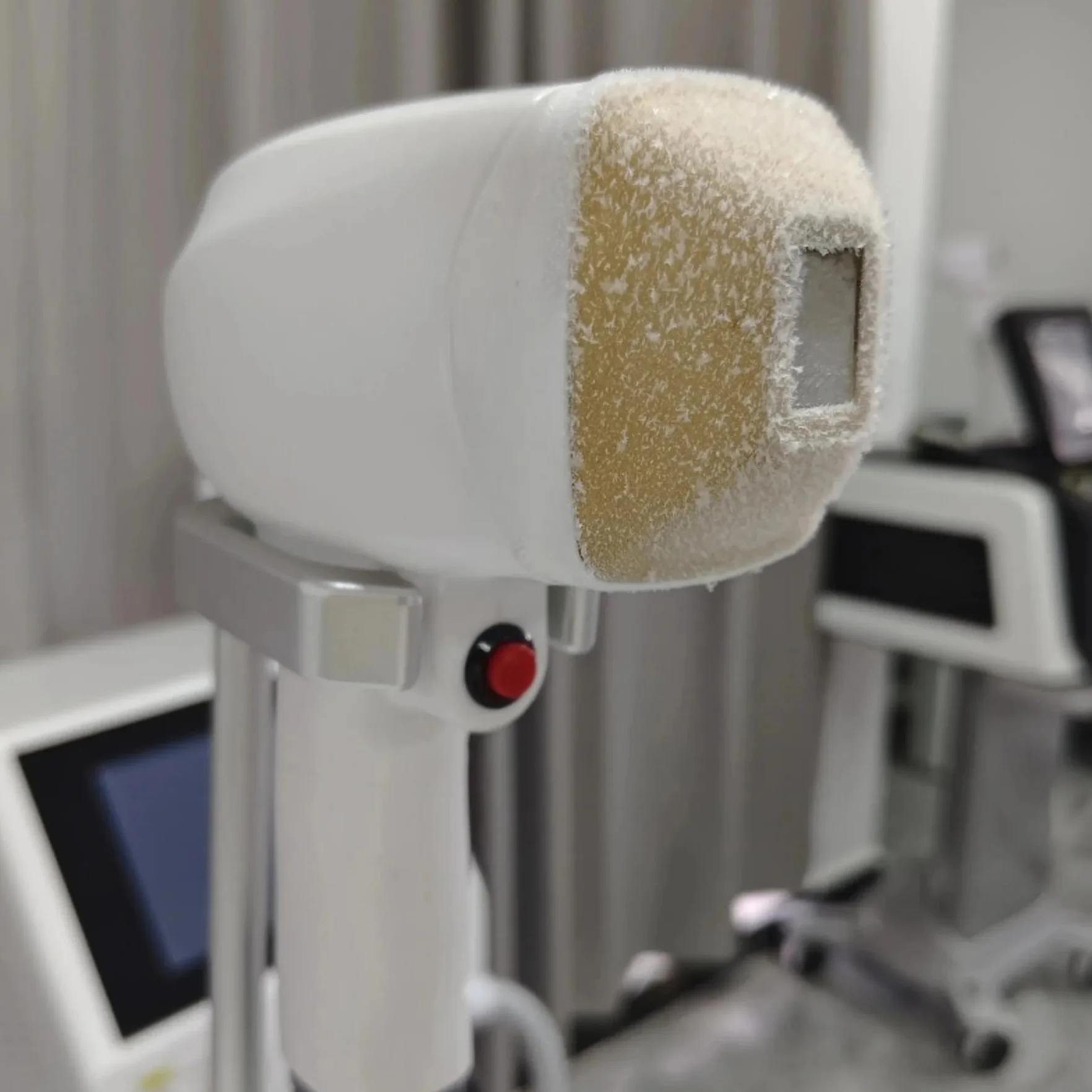 808nm diodo laser depilatore maniglia raffreddamento sicuro depilazione permanente professionale 4 lunghezze d'onda 4000W