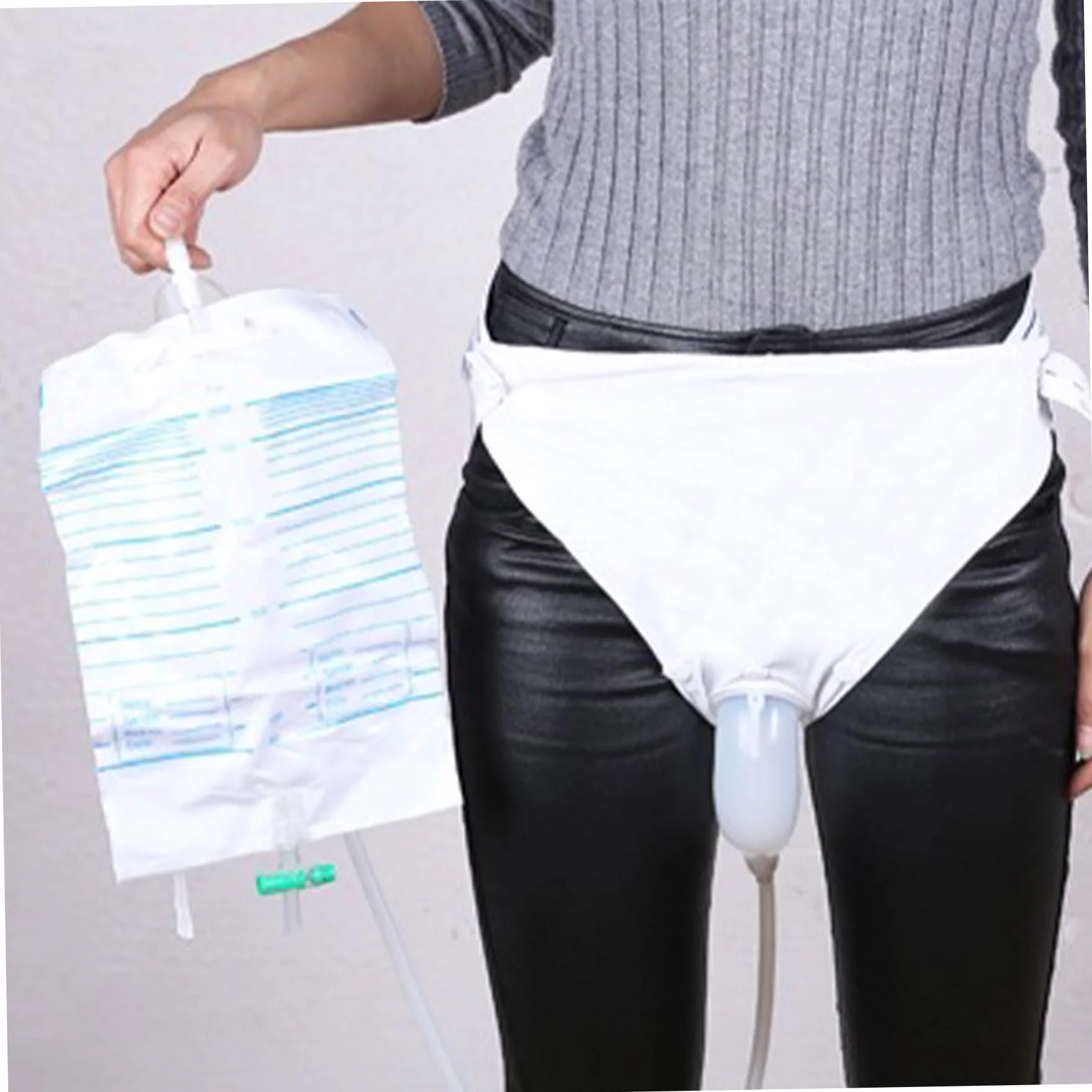 Collezionista di urina, catetere esterno per uomini, collezionista di urine maschili in silicone traspirante con sacca da 2 pcs 1000/2000 ml, sacchetti di catetere portatile riutilizzabili per uomi