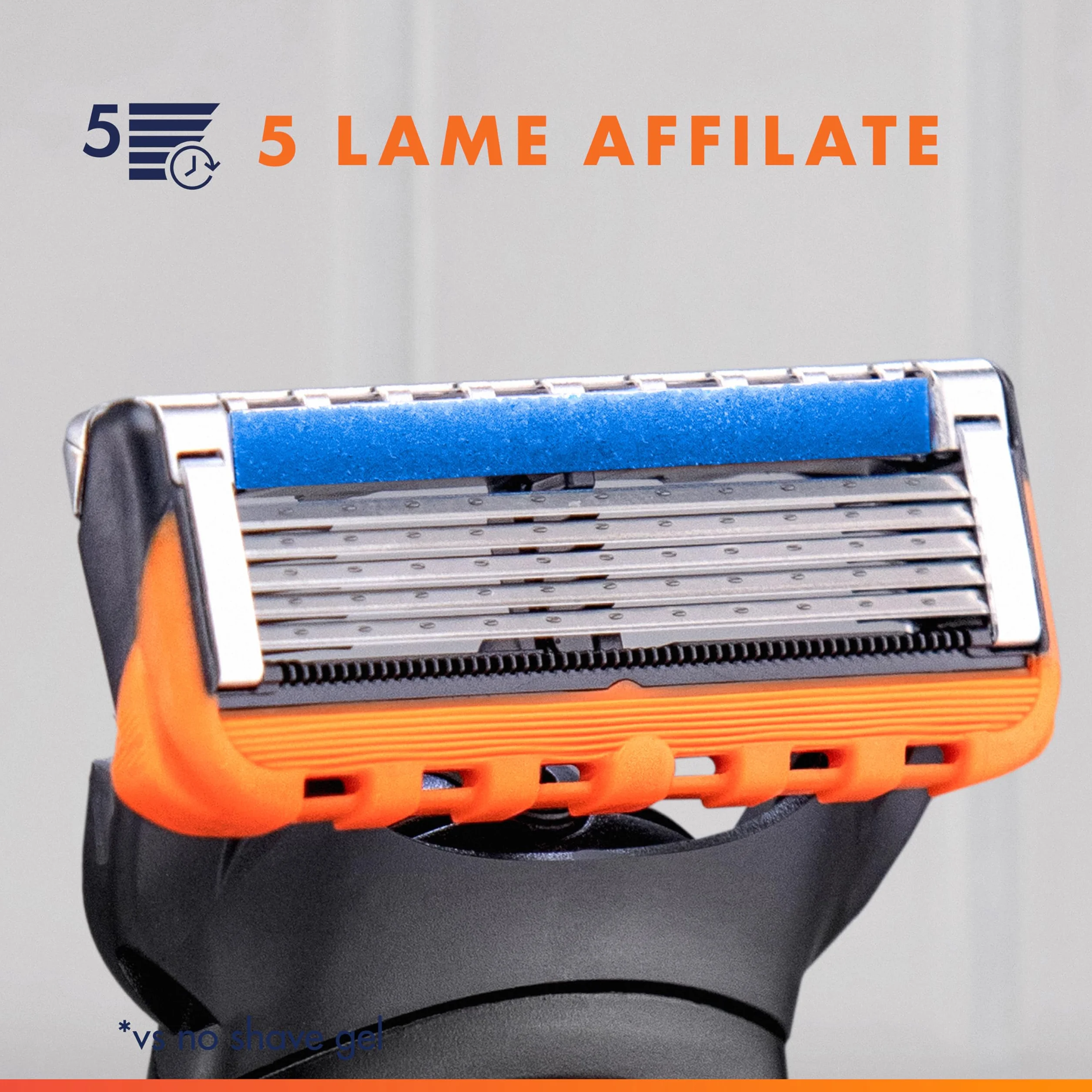 Gillette Fusion 5, 1 Rasoio Barba Manuale e 12 Lamette da Barba di Ricambio per Rasoio Manuale Fusion5, da 5 Lame, Rasatura Scorrevole con Striscia Lubrificante, Fino a 1 Mese di Rasatura per Lametta