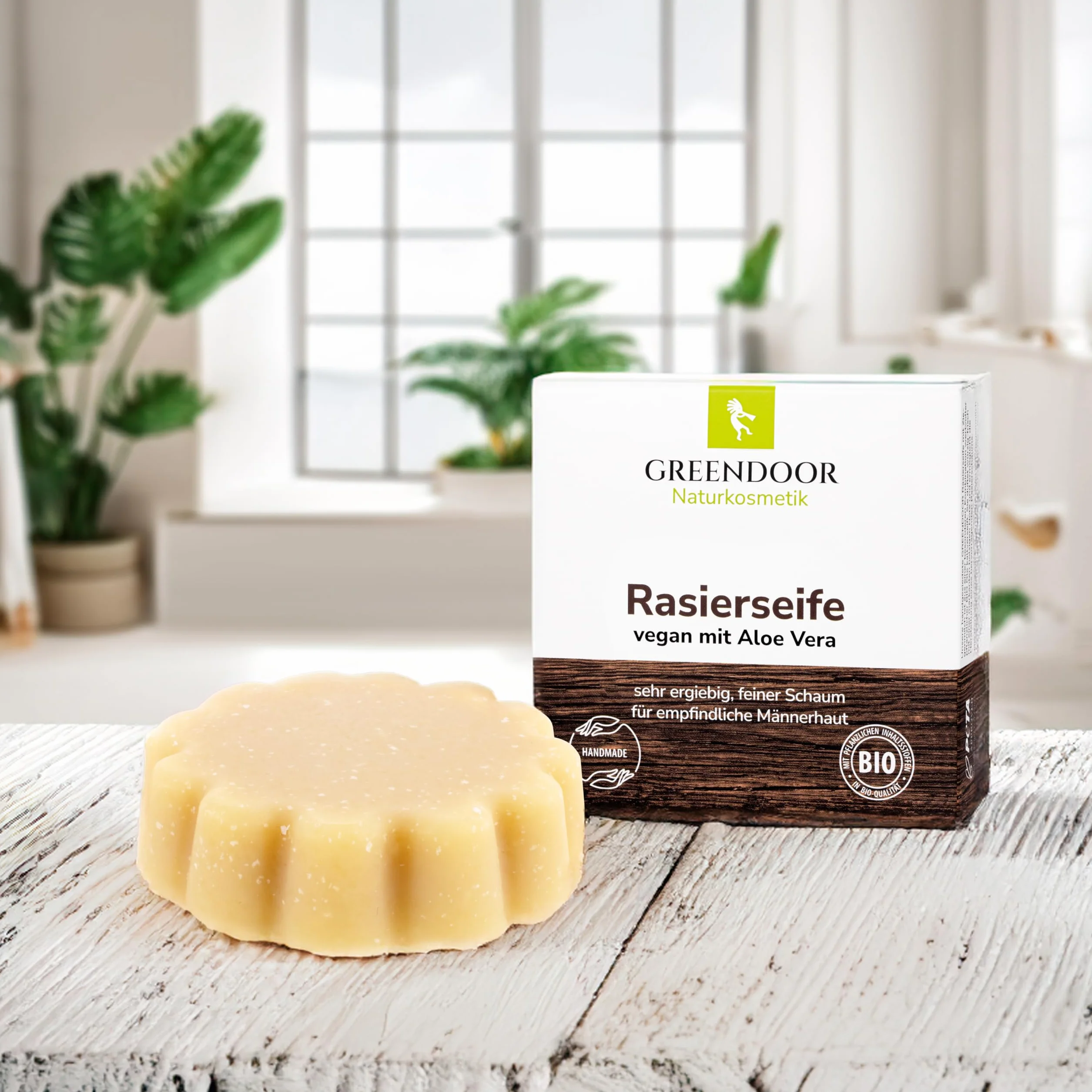 Greendoor sapone da barba vegano all'Aloe Vera 80g, schiuma cremosa per la rasatura di barba, corpo, gambe e braccia, cosmetici naturali con burro di karitè biologico, sapone naturale con cura extra