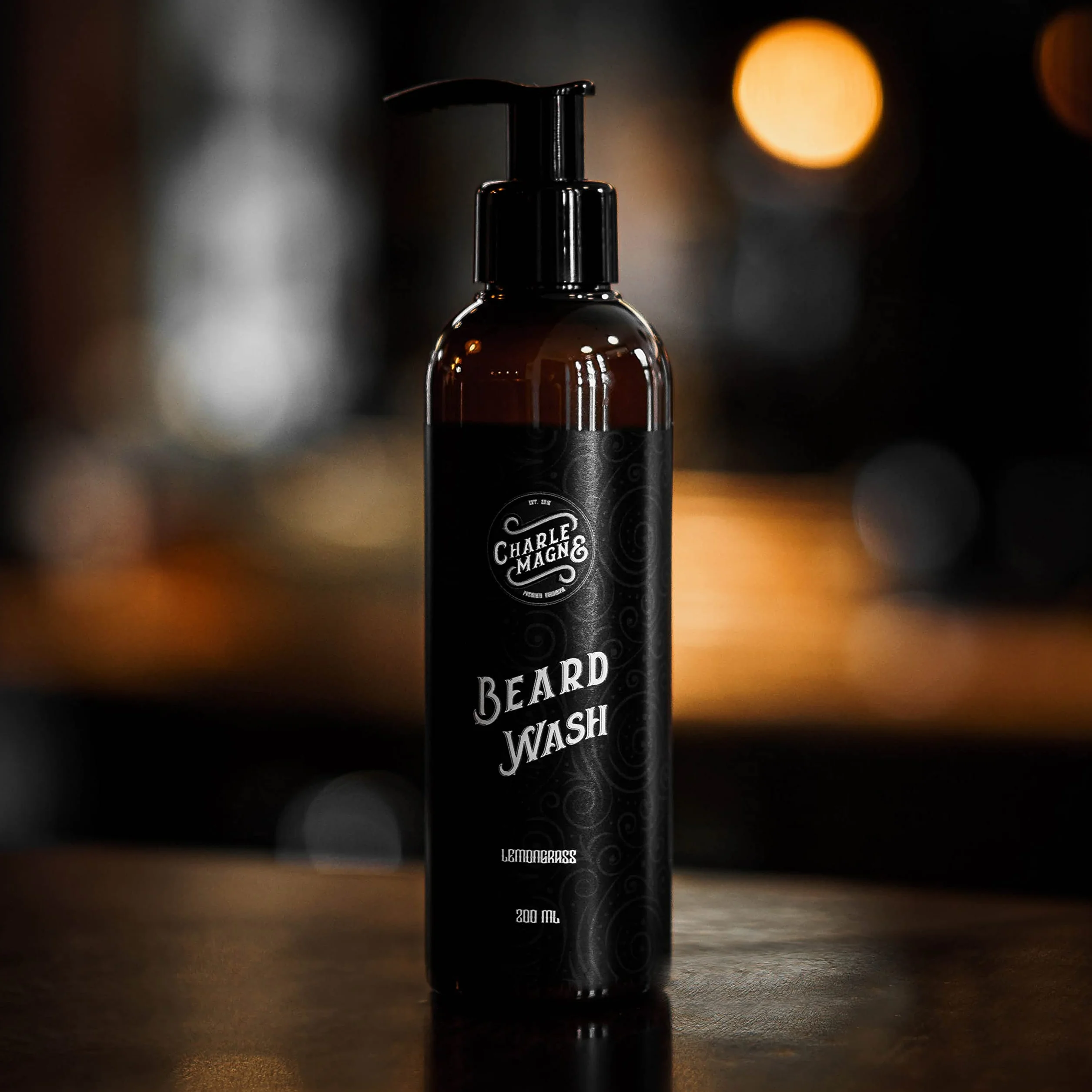 Charlemagne Beard Wash - Shampoo e Sapone per Uomo Made in Germany - Gel Lavaggio e Balsamo per Cura Delicata della Barba - Ideale per Pelle Secca