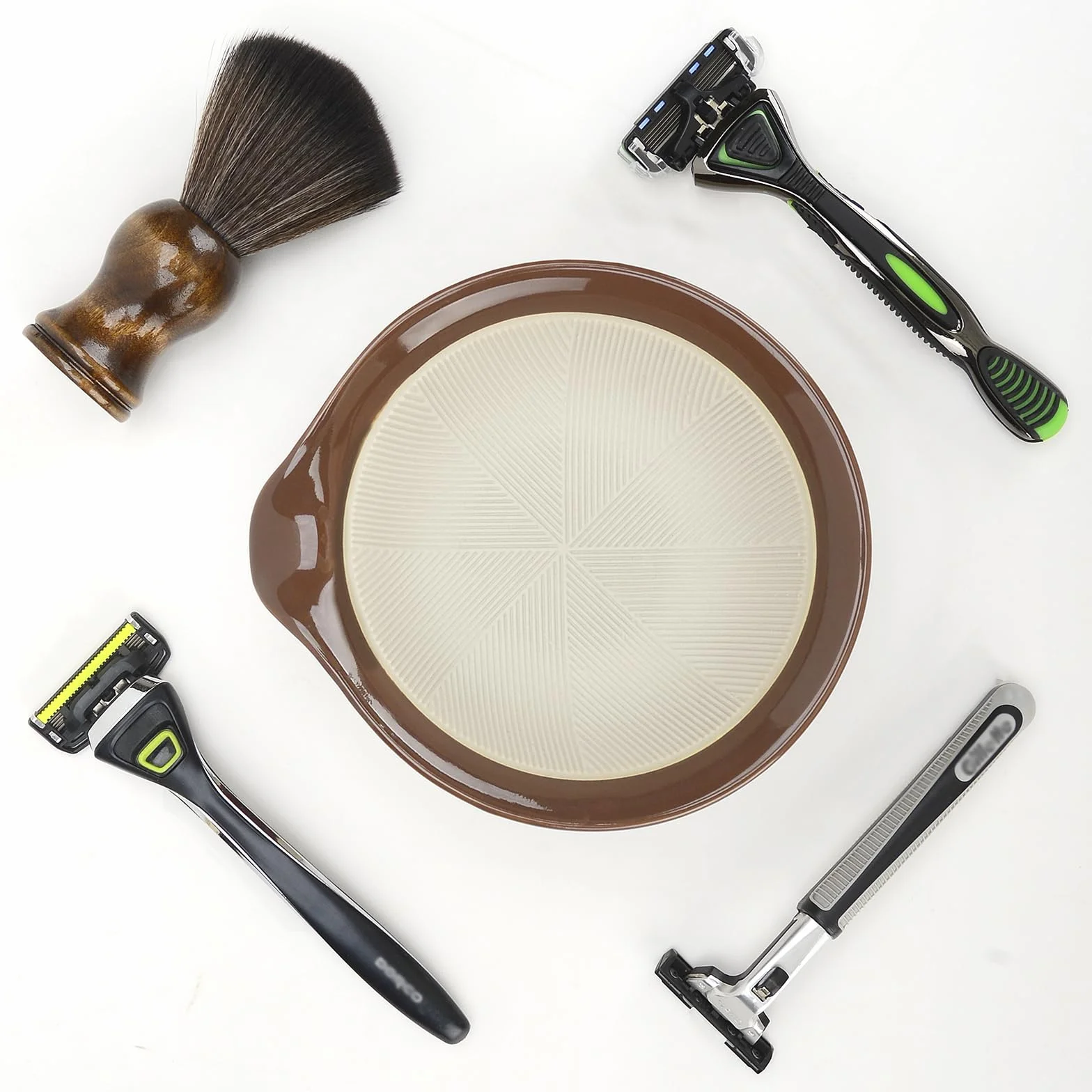 Linkidea Ciotola da Barba in Ceramica, Tazza di Schiuma di Sapone da Barba per Uomo, Tazza di Crema da Barba per Rasoio Bagnato con Barba Larga, Marrone