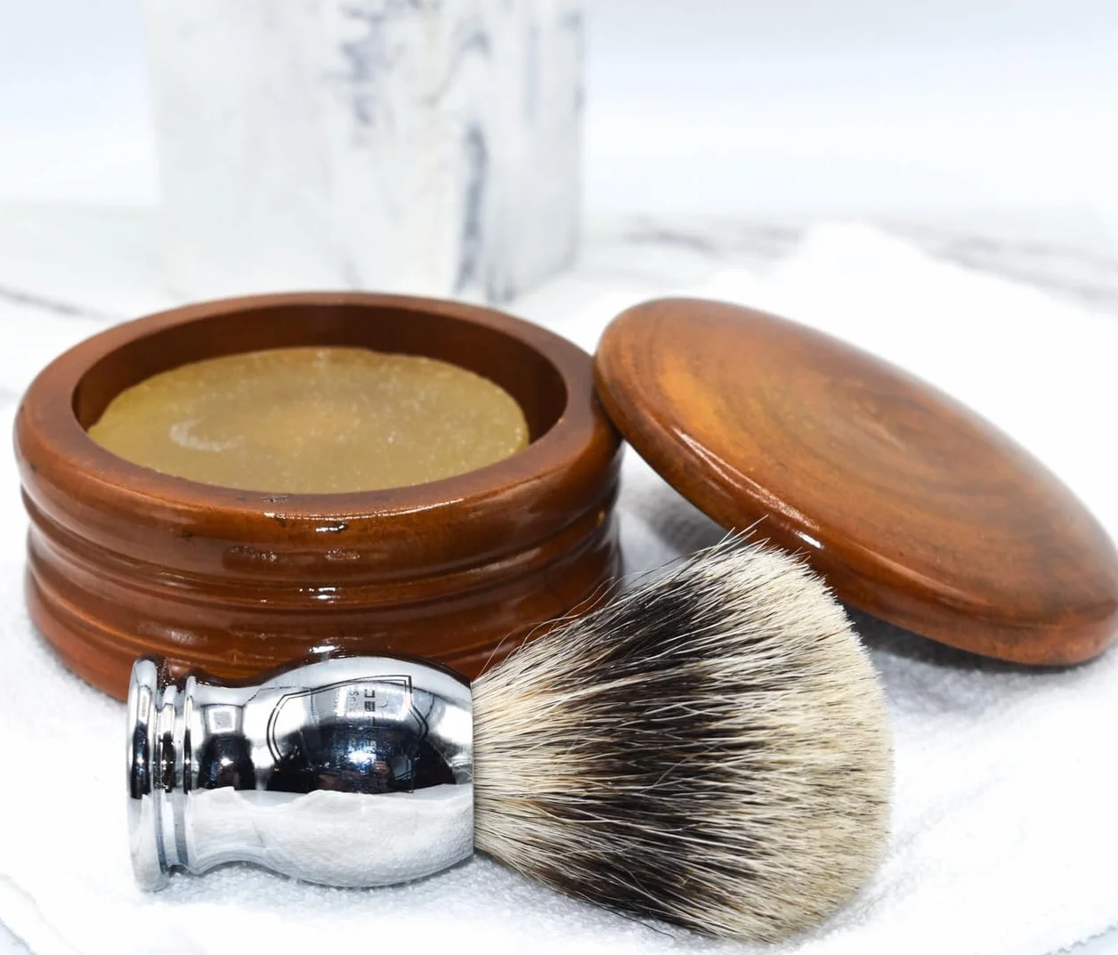 Parker Safety Razor 100% pura setole di tasso pennello da barba (manico cromato) e supporto per pennello da barba gratuito