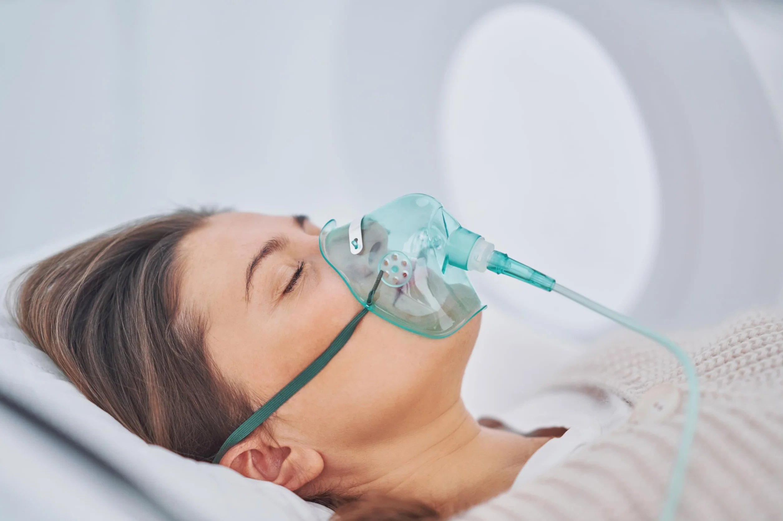 Tiga-Med Maschere di ossigeno per adulti 5 pezzi senza DEHP verde con tubo 210 cm maschera O2
