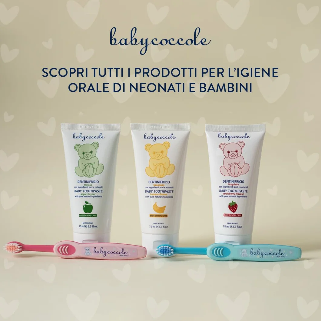 Babycoccole 1 SPAZZOLINO BABY per neonati e bambini 0-4 anni. Setole super morbide delicate su gengive e dentini. Delicato massaggio gengivale. Utile per lo sviluppo dei primi denti. Azzurro o Rosa