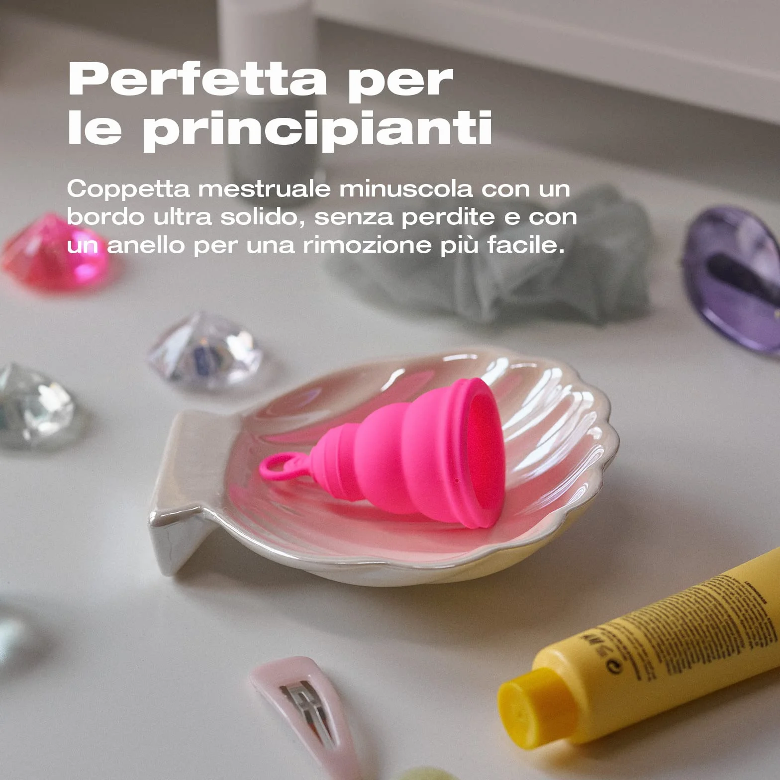 Intimina Lily Cup One - La Coppetta Mestruale Morbida per Principianti, Adolescenti