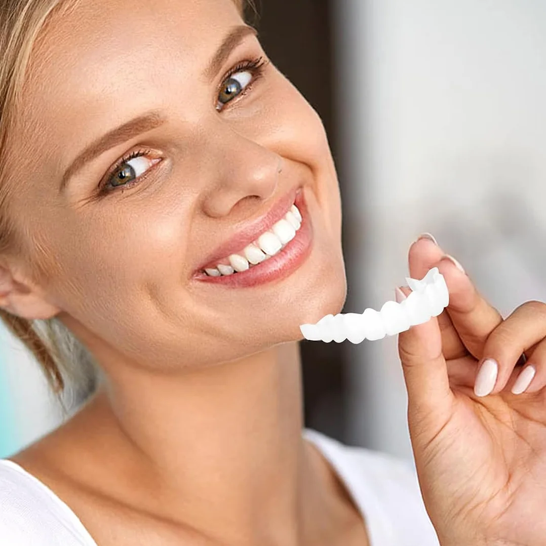 Faccette Denti Finti a Scatto Superiore e Inferiore, Protesi Dentarie Cosmetiche Temporanee