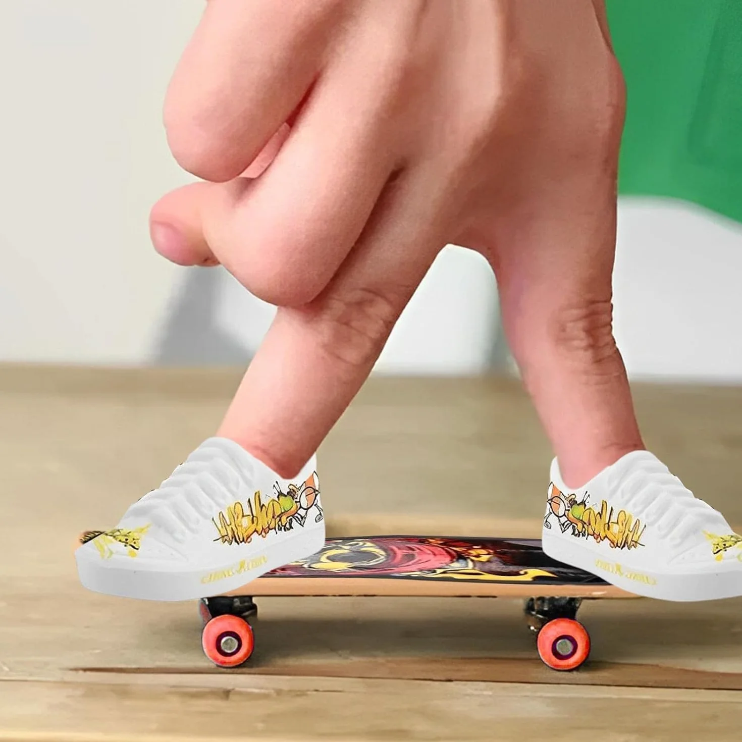 Jowxsx 1Pair Mini Finger Shoes, Mini Finger Shoes, Finger Pad Ginocchiere, Scarpe da tastiera, Mini Key Fob Scarpe, Finger Trainers, Breakdance, Finger Shoes