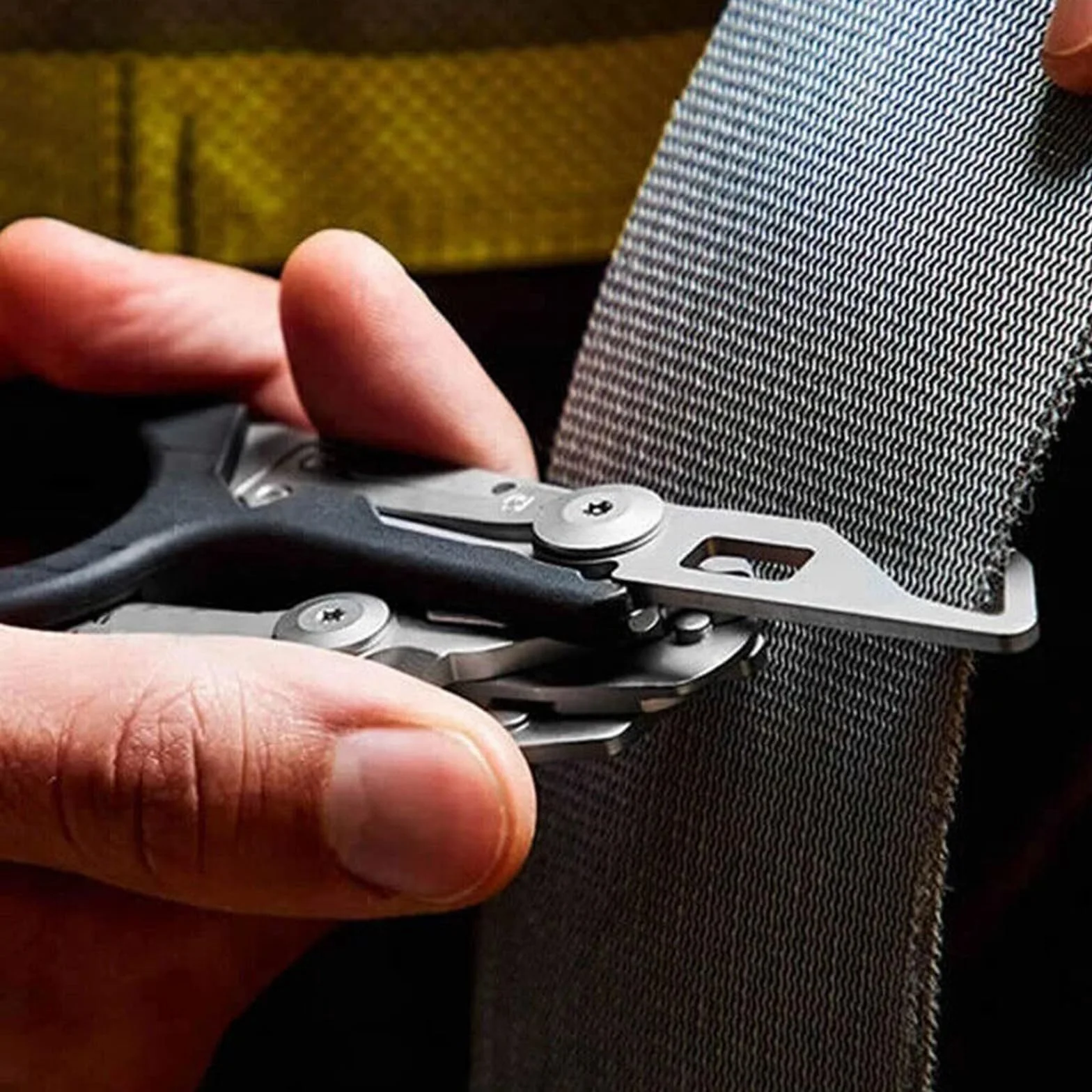 Forbici Trauma: Strumento Multifunzionale 6-In-1 In Acciaio Inossidabile, Pieghevole, Con Frangivetro E Cutter Per Cinture, Per Interventi Di Soccorso (Verde)