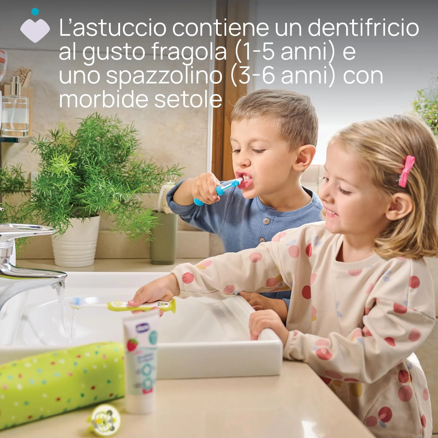 Chicco Set Spazzolino e Dentifricio per Bambini, Con Pratico Astuccio, Set Comprende Dentifricio Al Gusto Fragola e Spazzolino con Setole Morbide e Ventosa, Set da Viaggio, 3-6 Anni, Azzurro