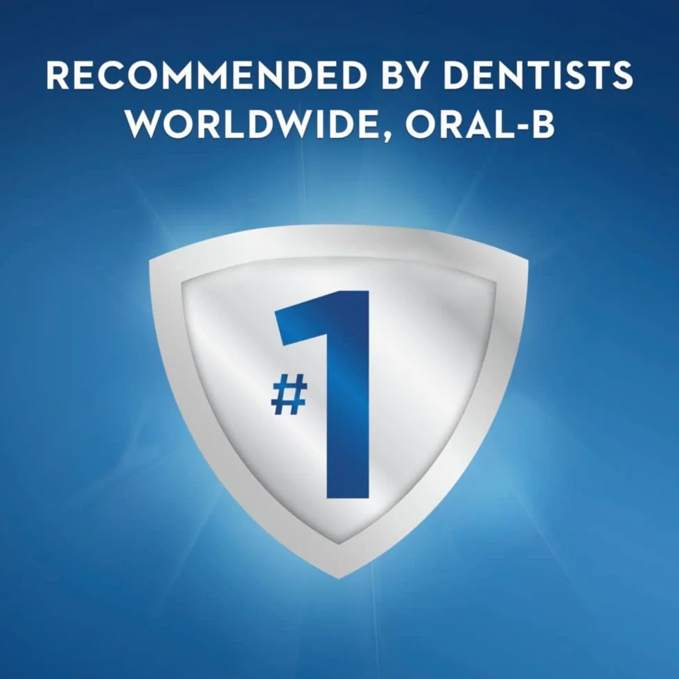 Oral-B Spazzolino da denti a batteria con Marvel Avengers, setole morbide, per bambini dai 3 anni in su (il personaggio può variare)