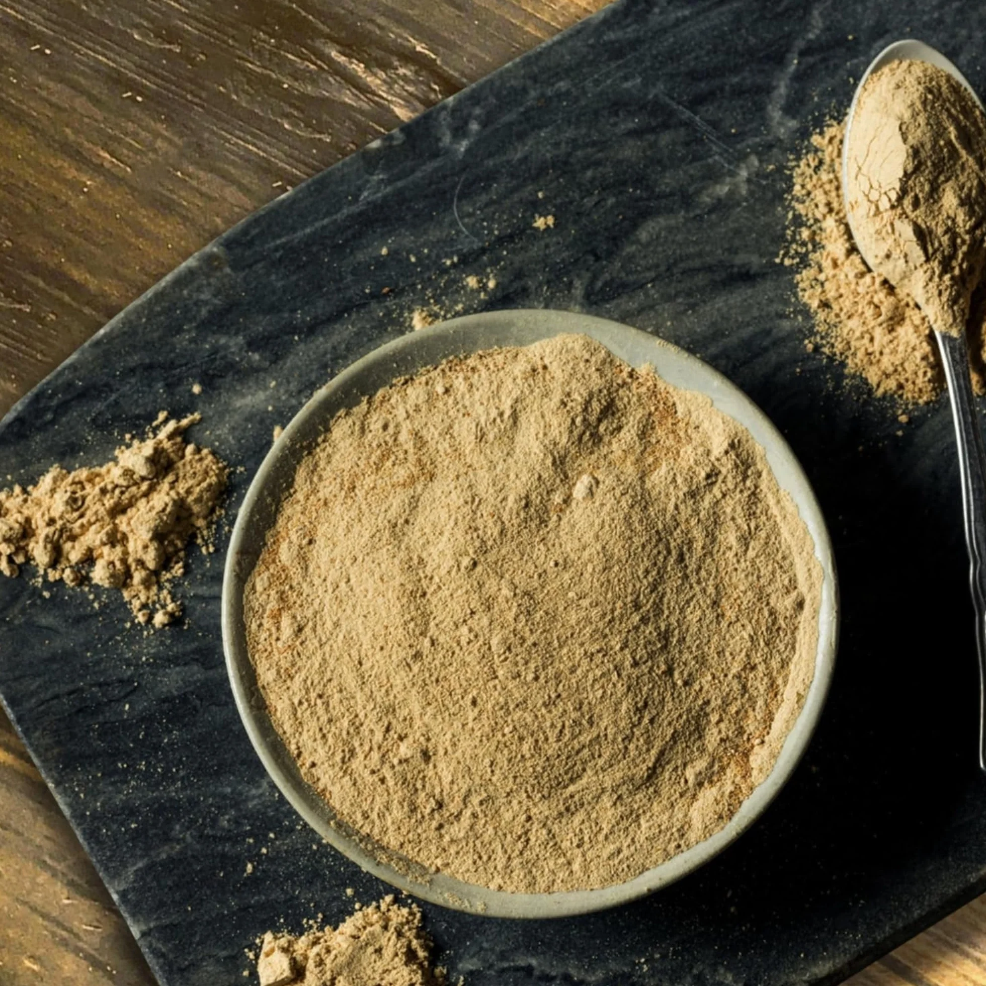 Green Tahr Maca Nera Peruviana in Polvere Bio 750g. 100% Pura estratta dalla Radice. Integratore Energizzante. Black Maca Root Powder Andina, Vegana e Senza Glutine