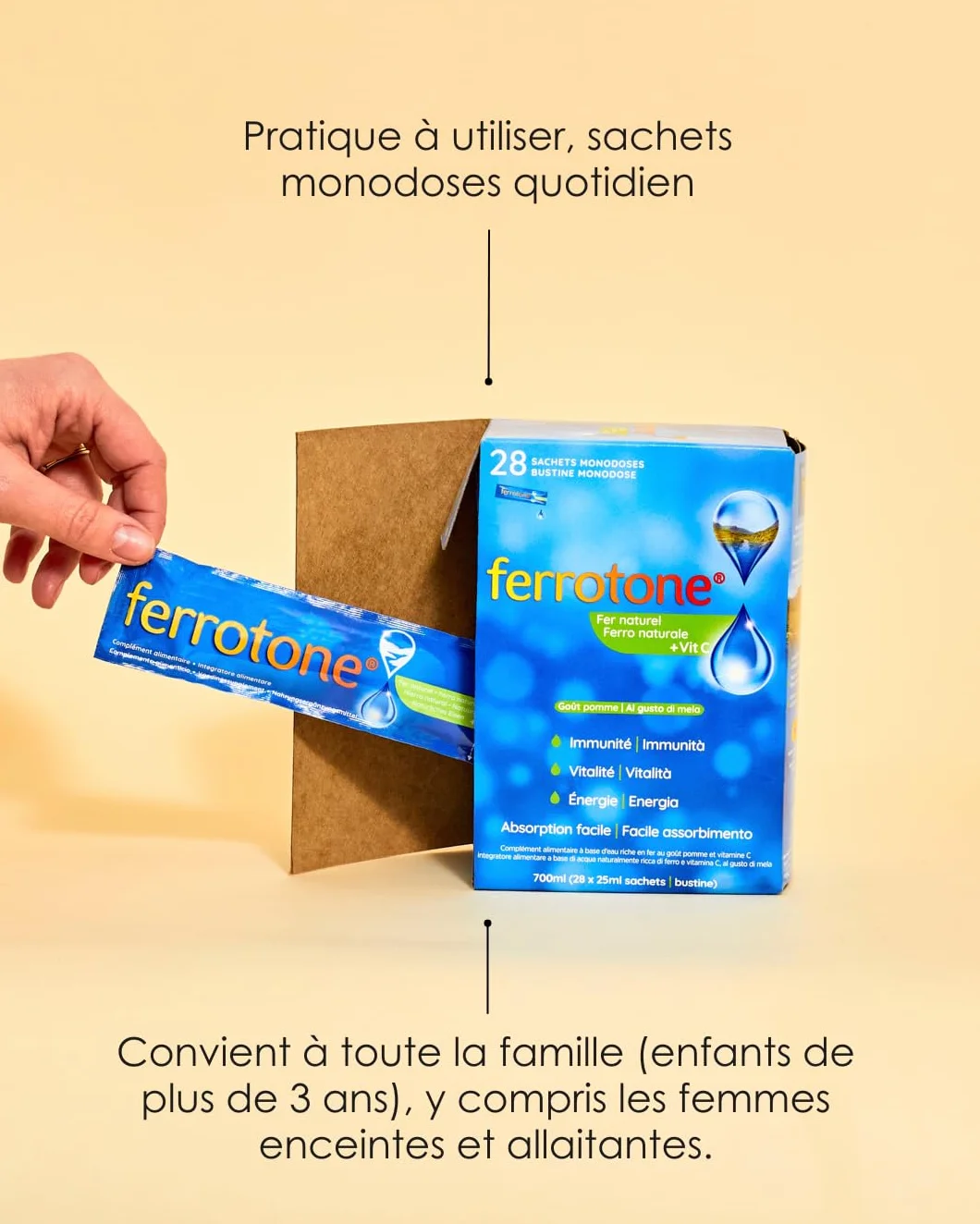 Ferrotone Integratore Alimentare a Base di Acqua Ricca di Ferro - Pacco da 28 bustine x 25 ml