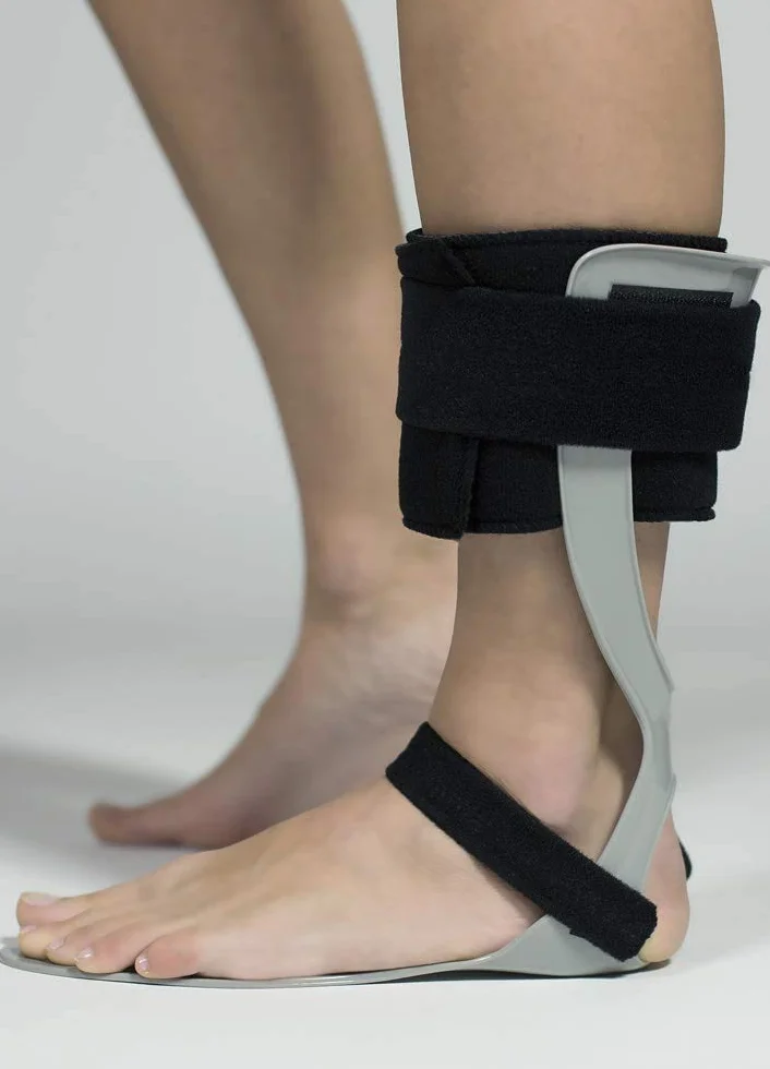 Medicalab Molla di Codivilla Tutore Stabilizzazione Articolazione Tibio-Tarsica Piede Valgo Equino Ciondolante 43-45 Sinistra